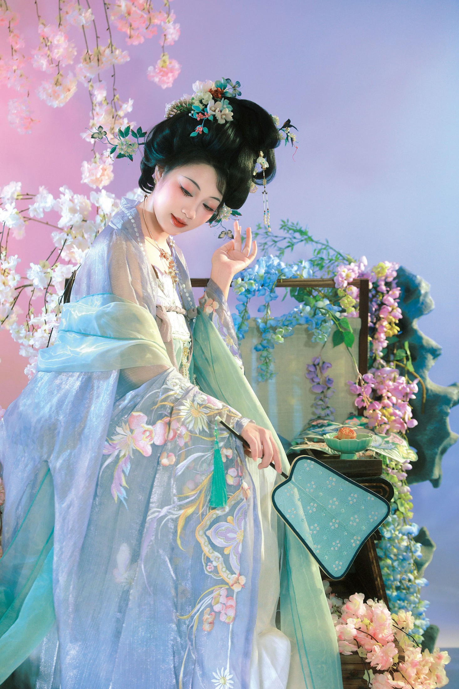 赵噗噗 - 《紫色很有韵味》[9P]