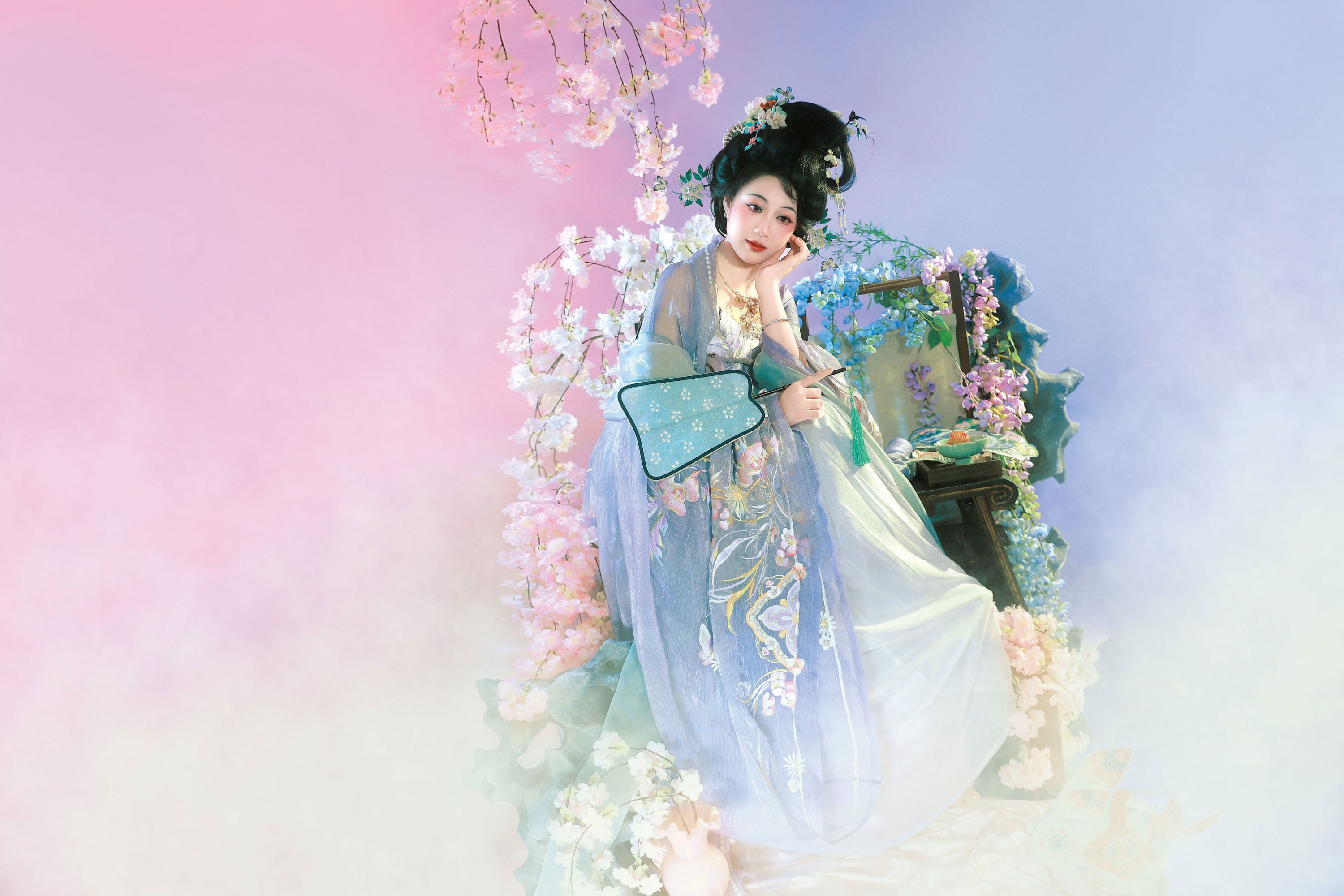 赵噗噗 - 《紫色很有韵味》[9P]