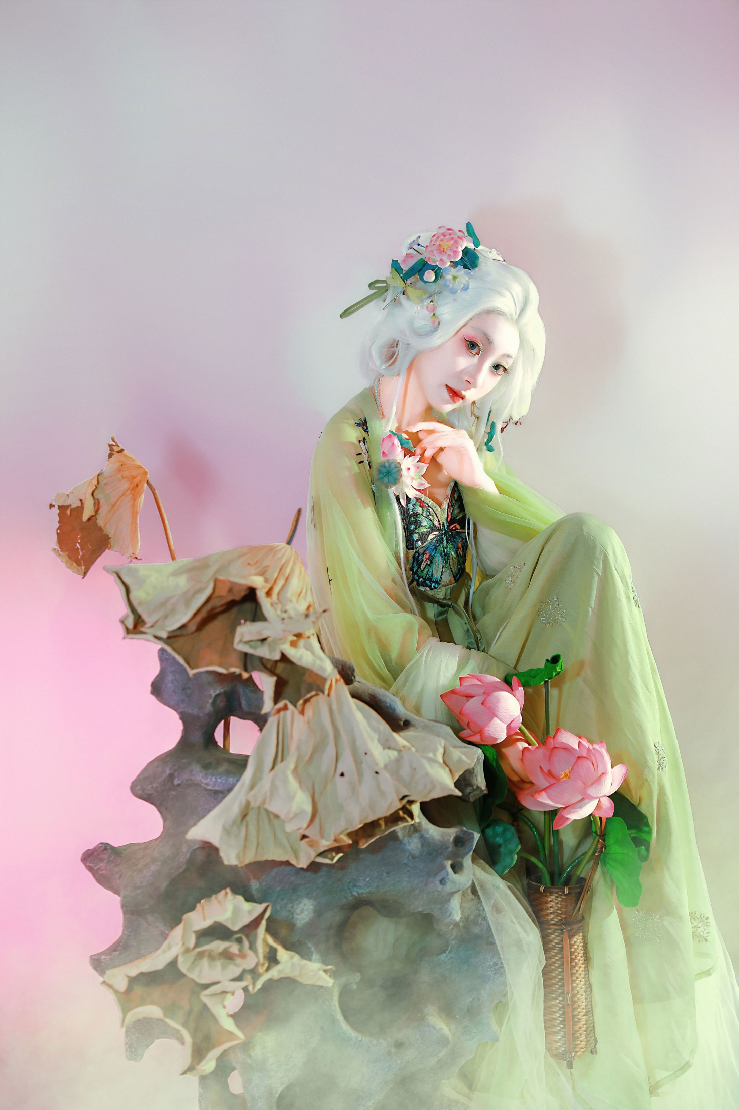 九上天 - 《枯荷｜“万物生”》[11P]