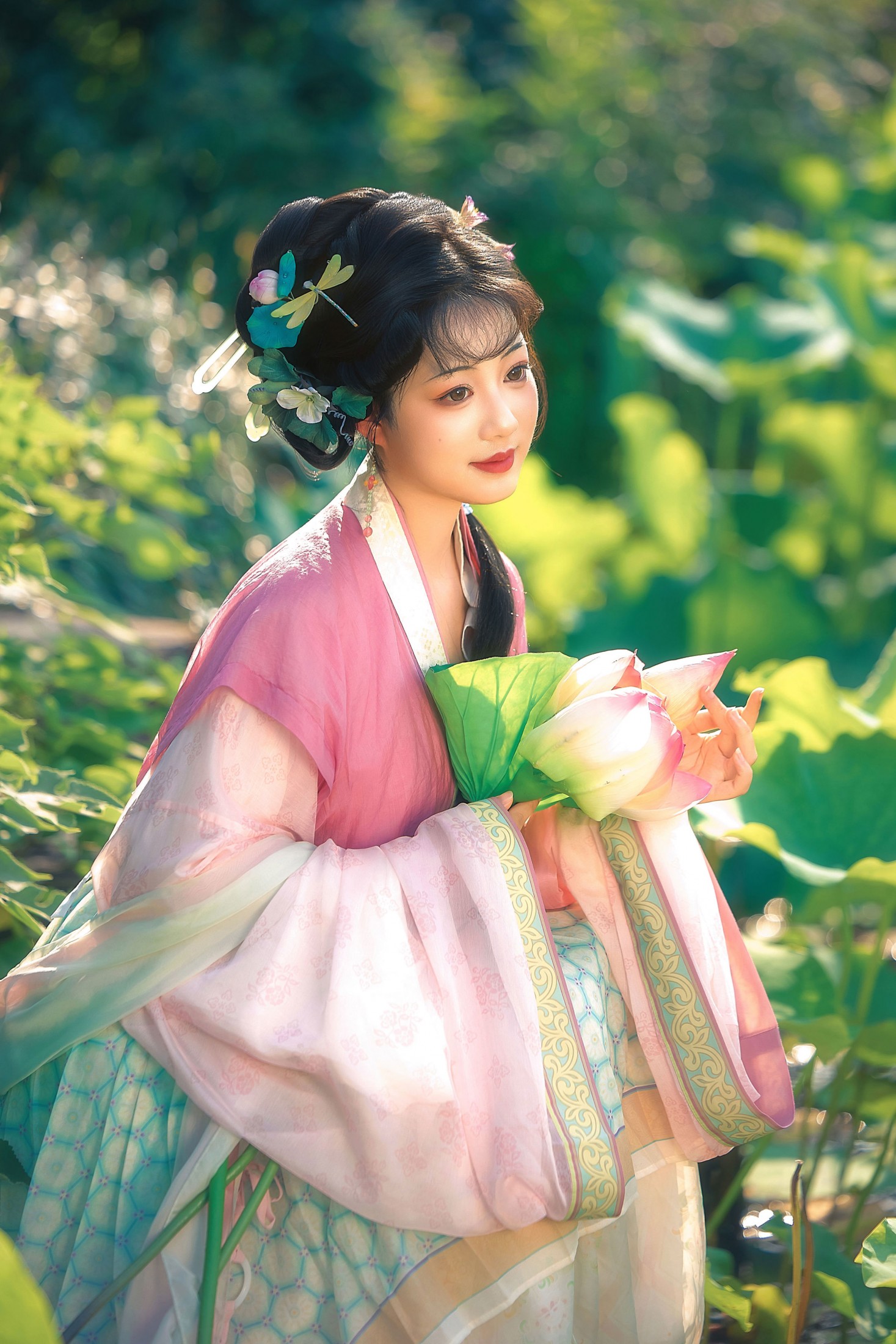 赵噗噗 - 《宋制与荷》[17P]