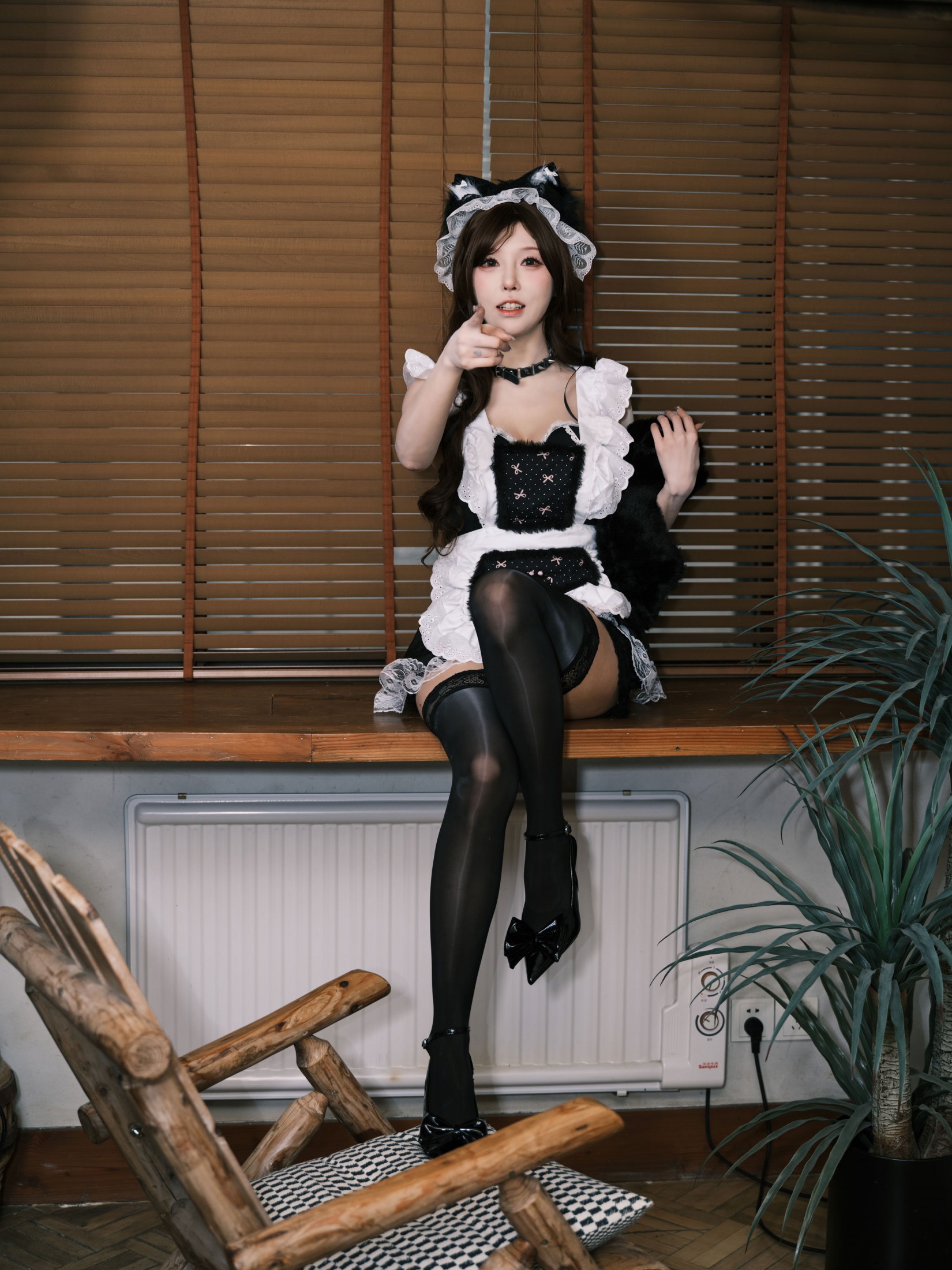 夏树友人帐 – 《主人不在家顽皮女仆树哥的摸鱼时光》[24P]