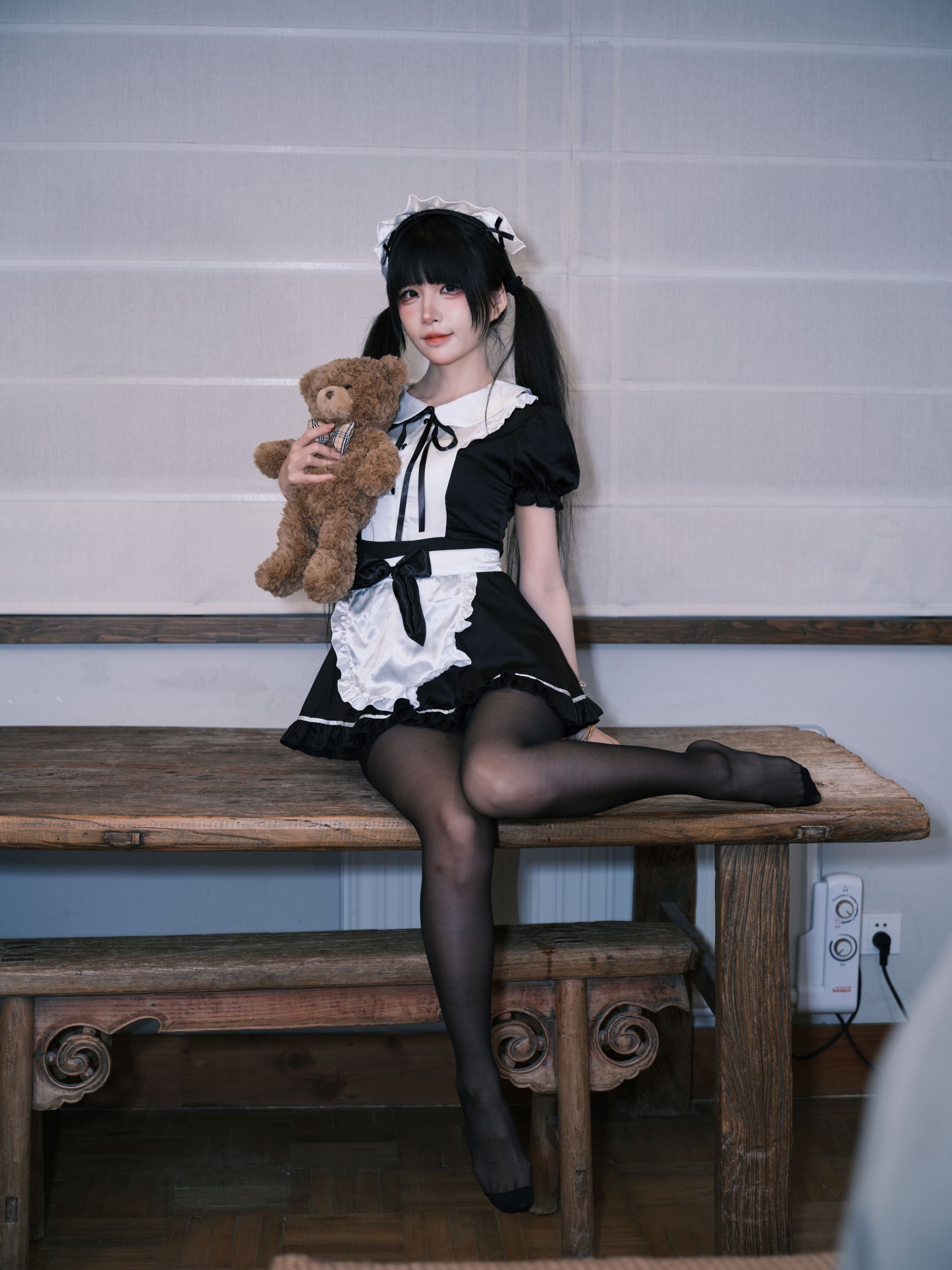 玵木_Anmua - 《主人不在家文静女仆被带坏》[19P]