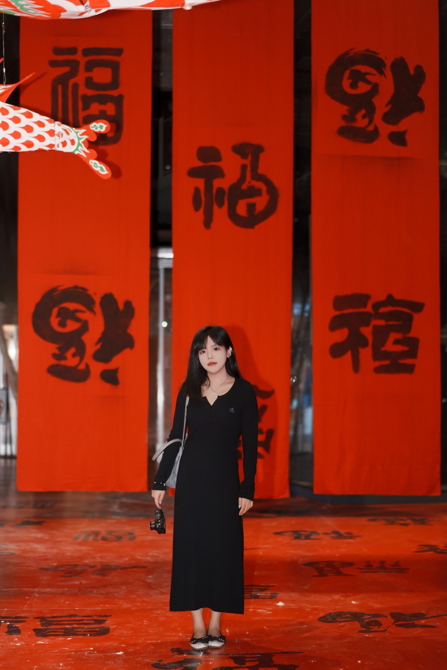 lliayi - 《深圳新春限定红》[11P]