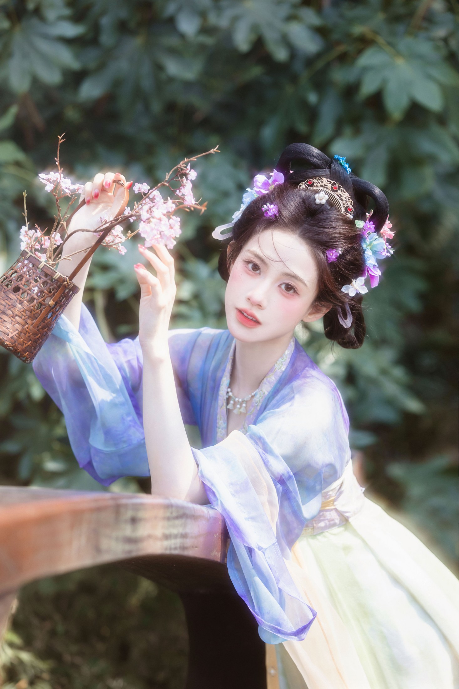 康渝茜Niki - 《眸映星光，步步生花》[35P]