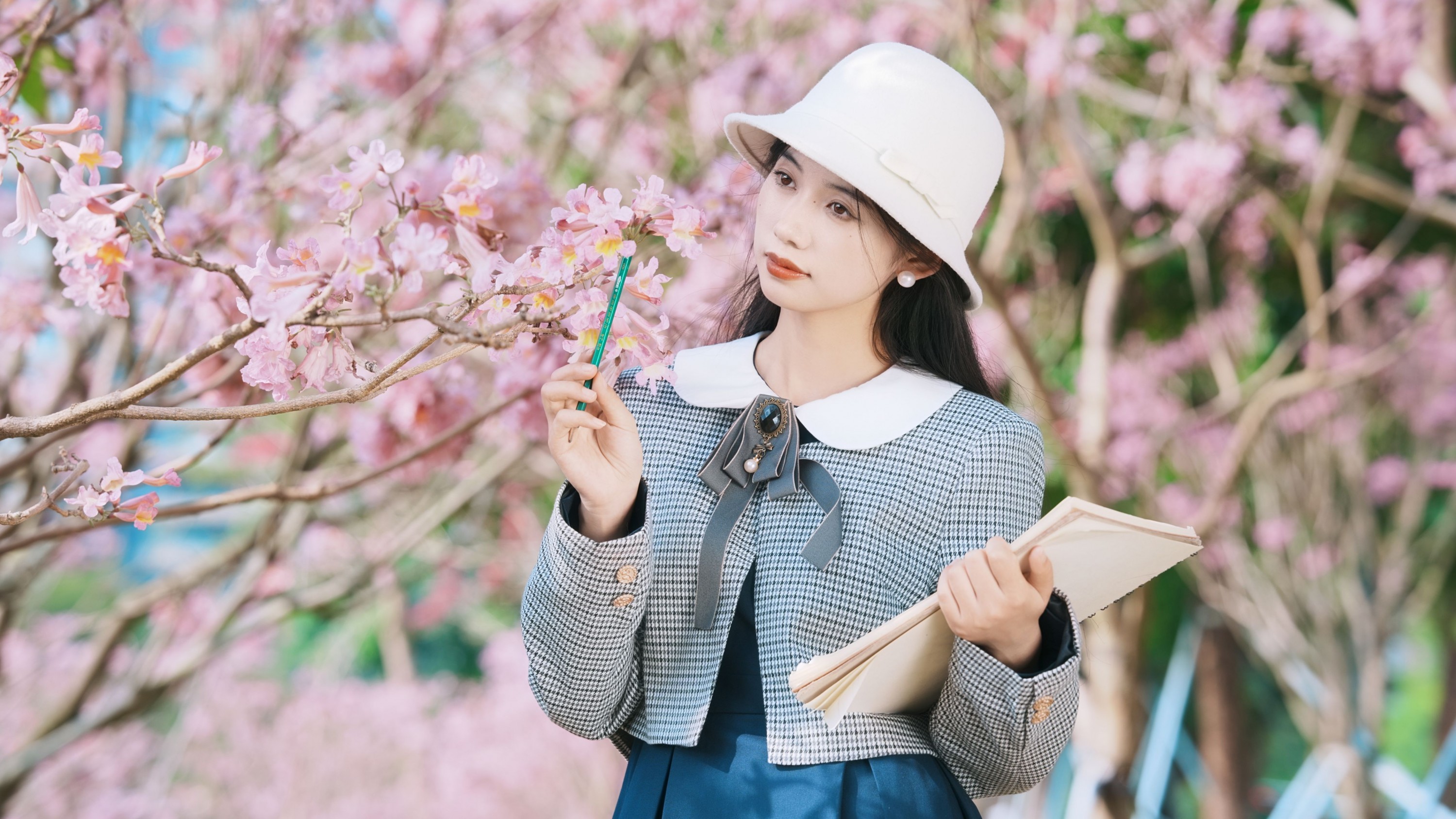 欧阳明慧 – 《春天的粉色浪漫》[21P]