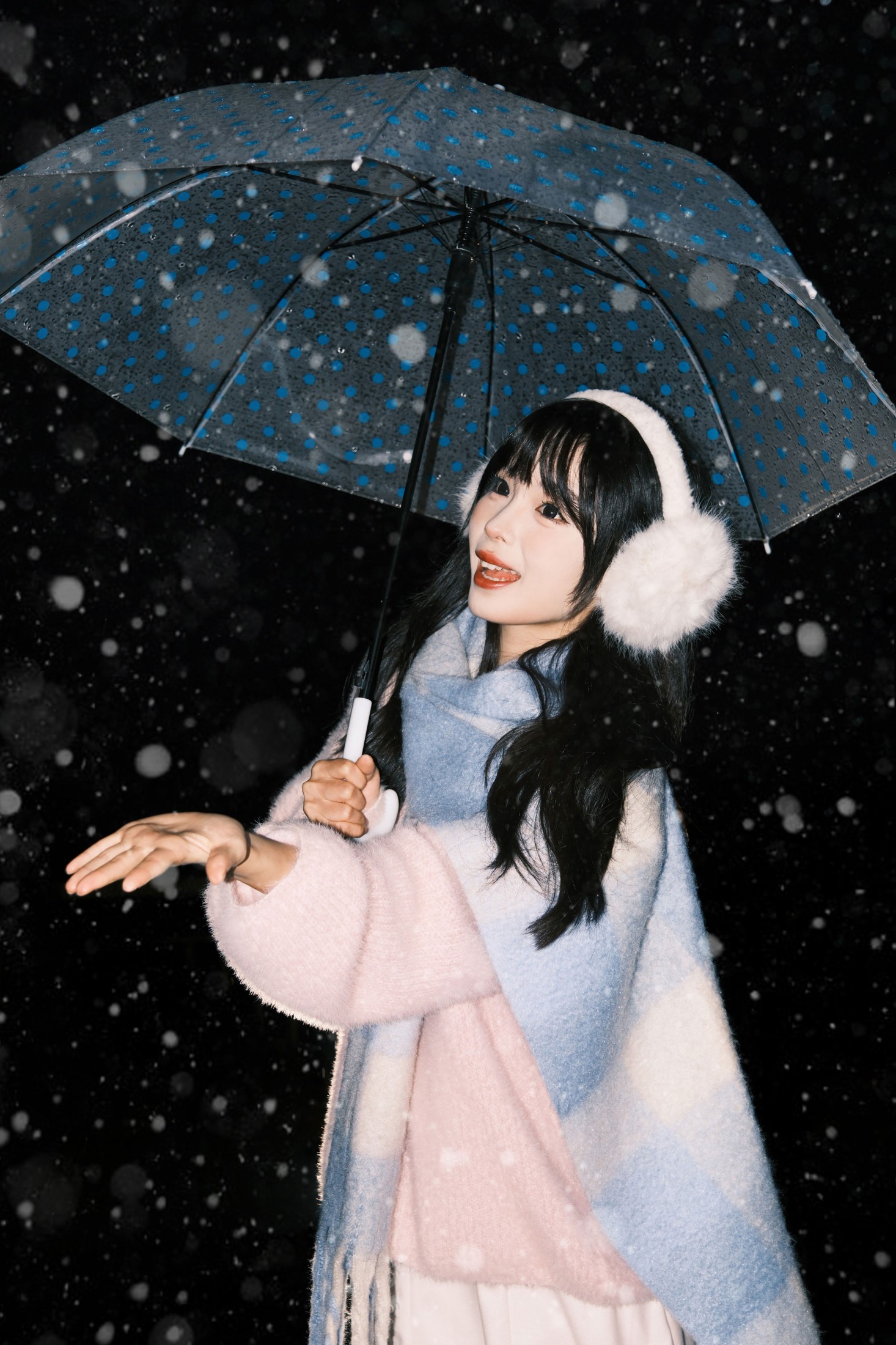 四月泡芙 - 《我在细雨里漫游》[9P]