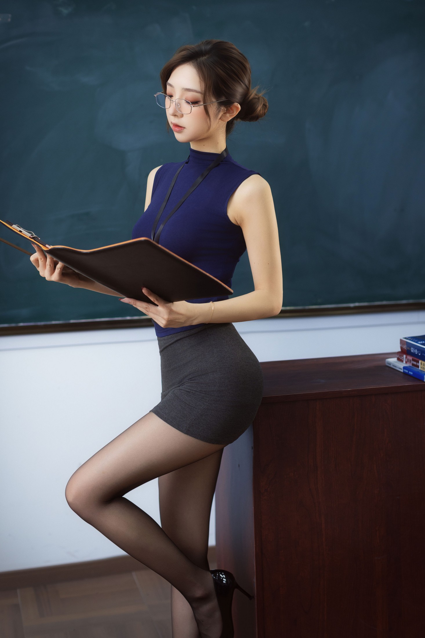 呆萌琳 - 《麻辣教师》[15P]