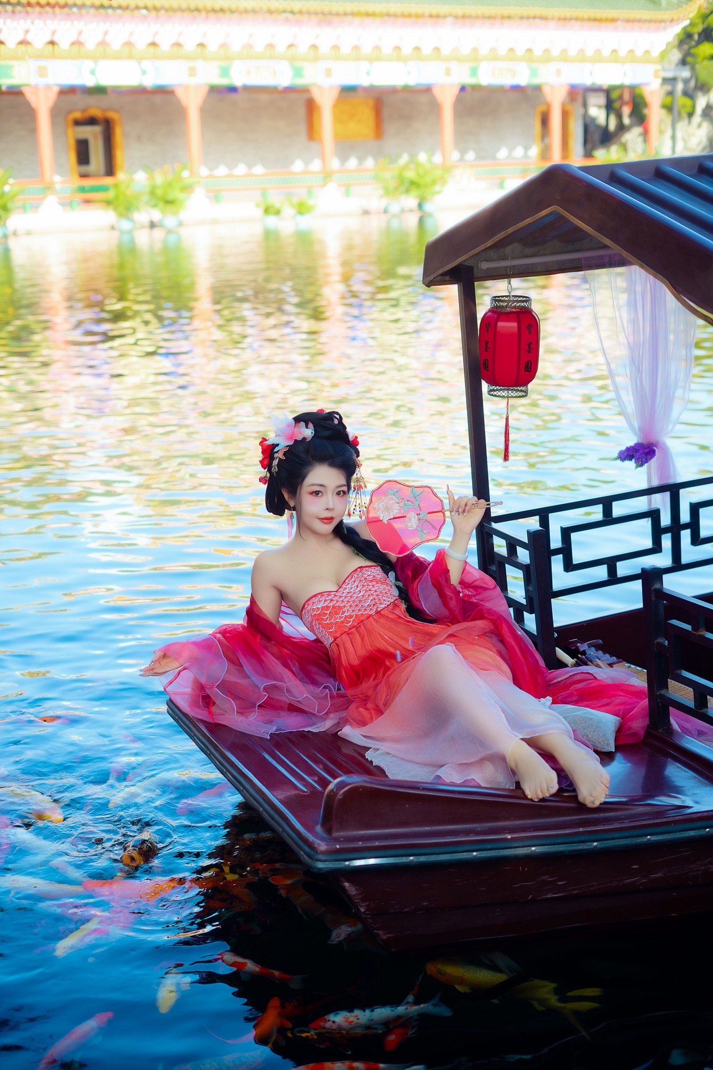 米妮爱美丽 - 《锦鲤汉服美女》[28P]