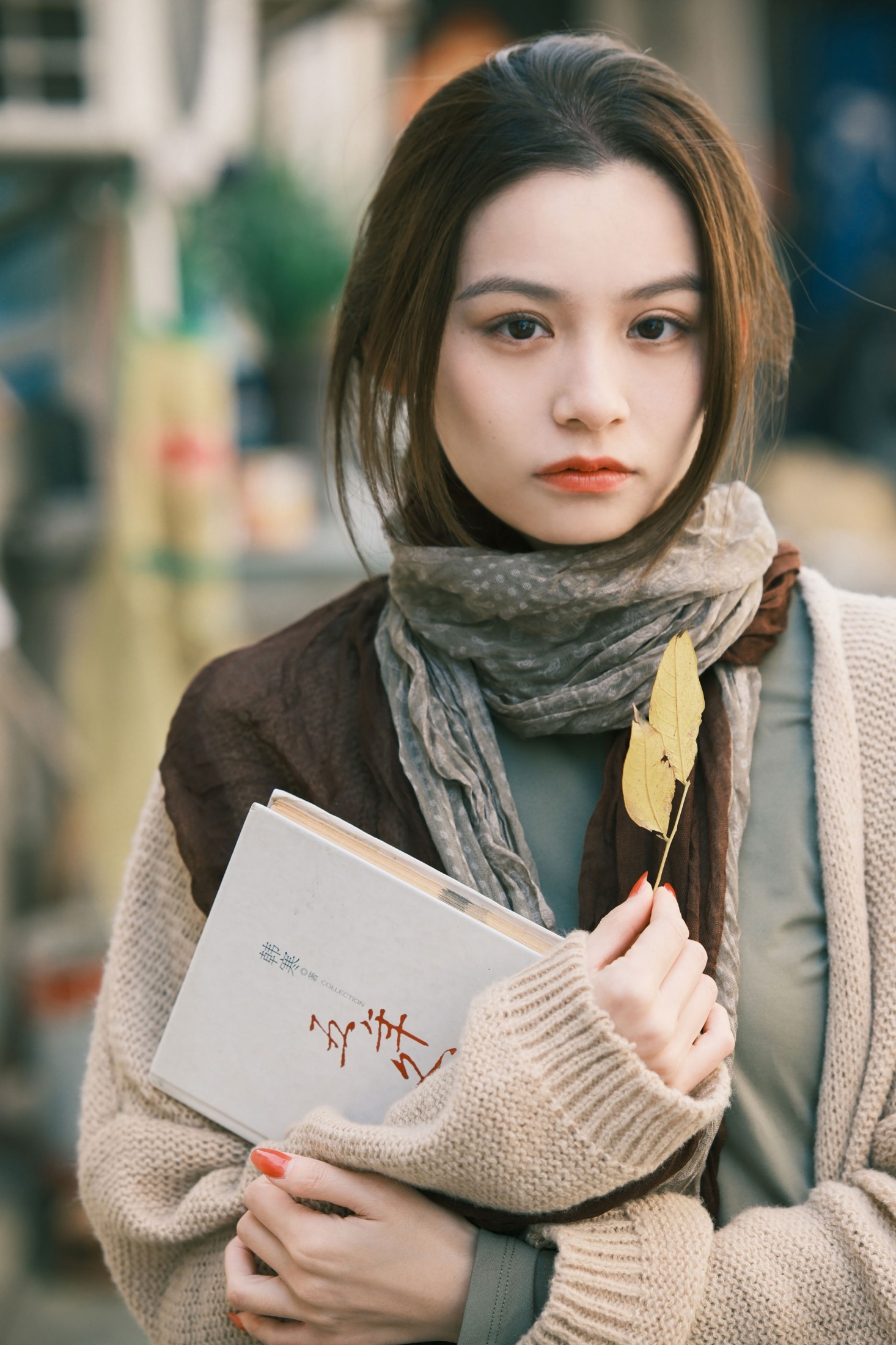 白薇凉凉 - 《在这个落叶像雪的季节》[10P]