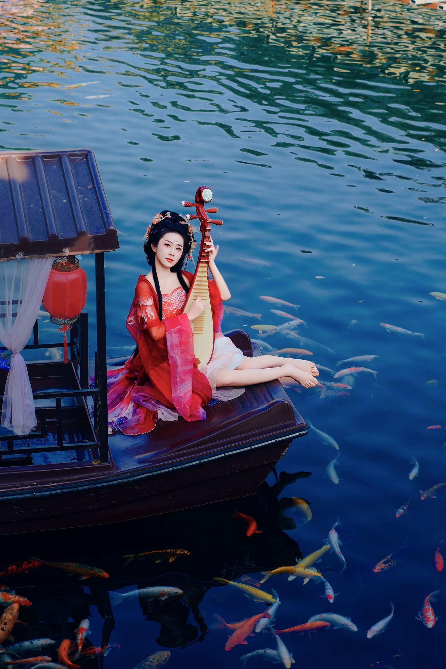 富婆 - 《浮光映锦鲤，万事皆如意。》[23P]