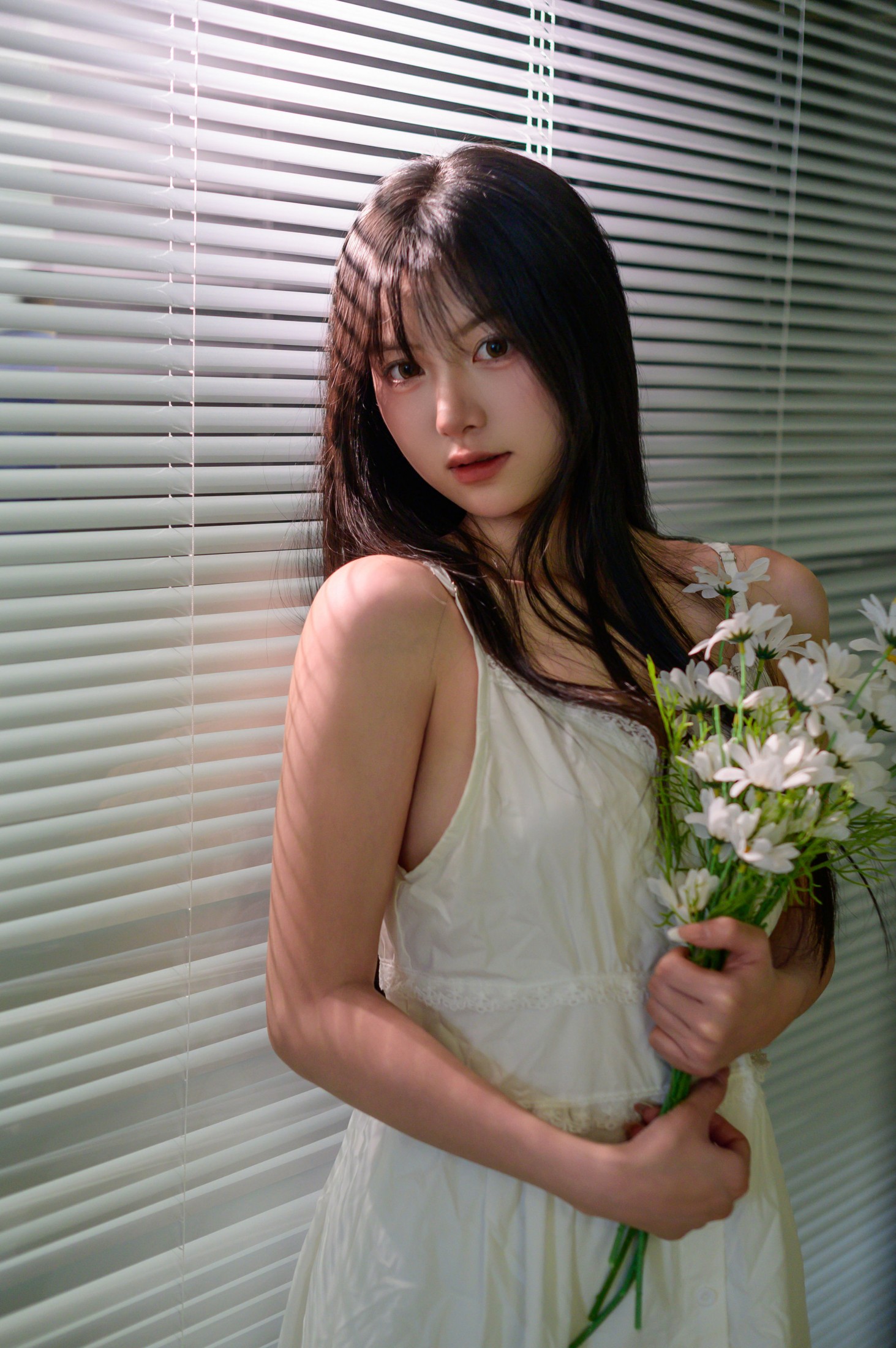 西西驾到（模特版） - 《雏菊》[30P]