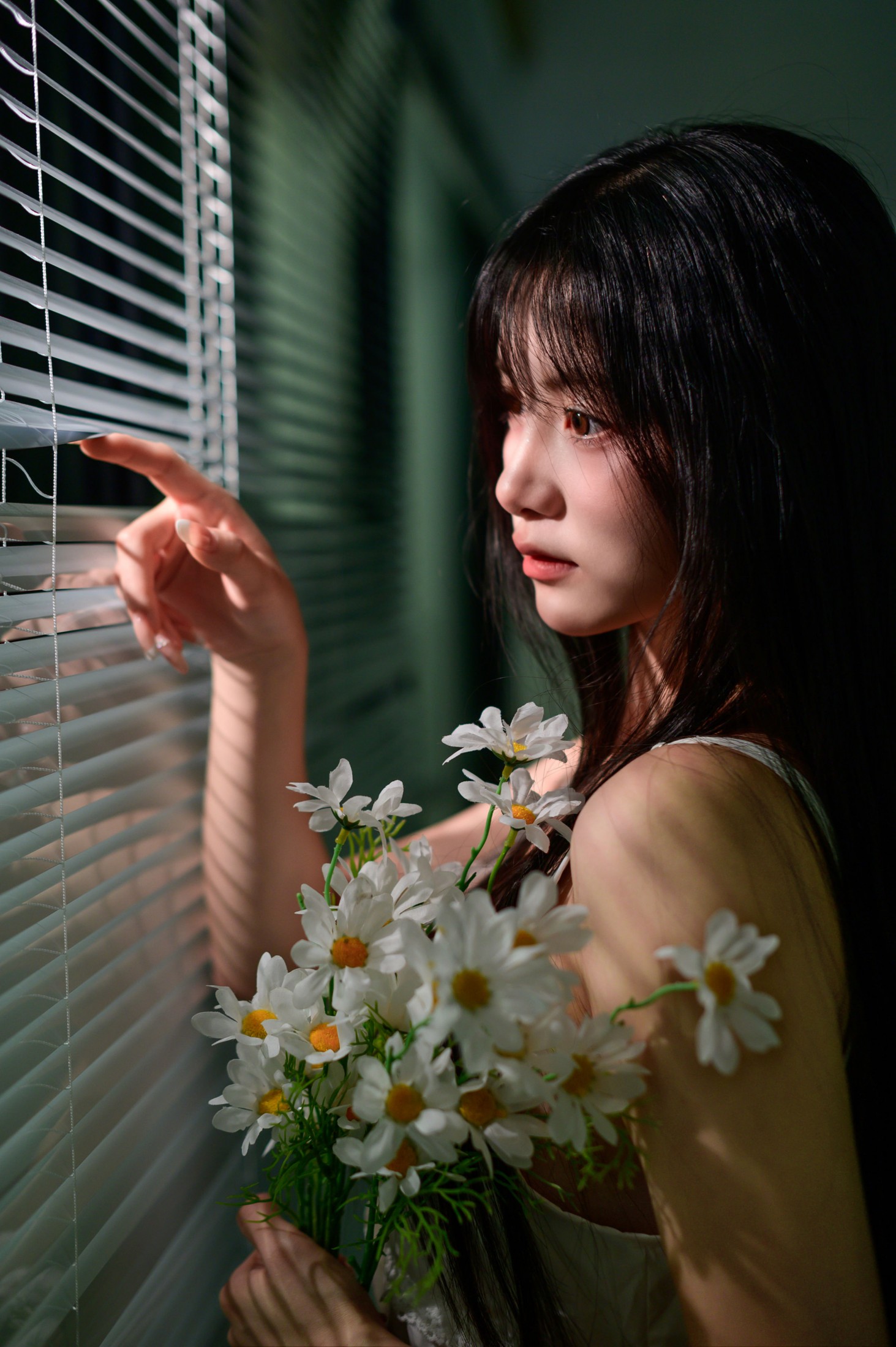 西西驾到（模特版） - 《雏菊》[30P]