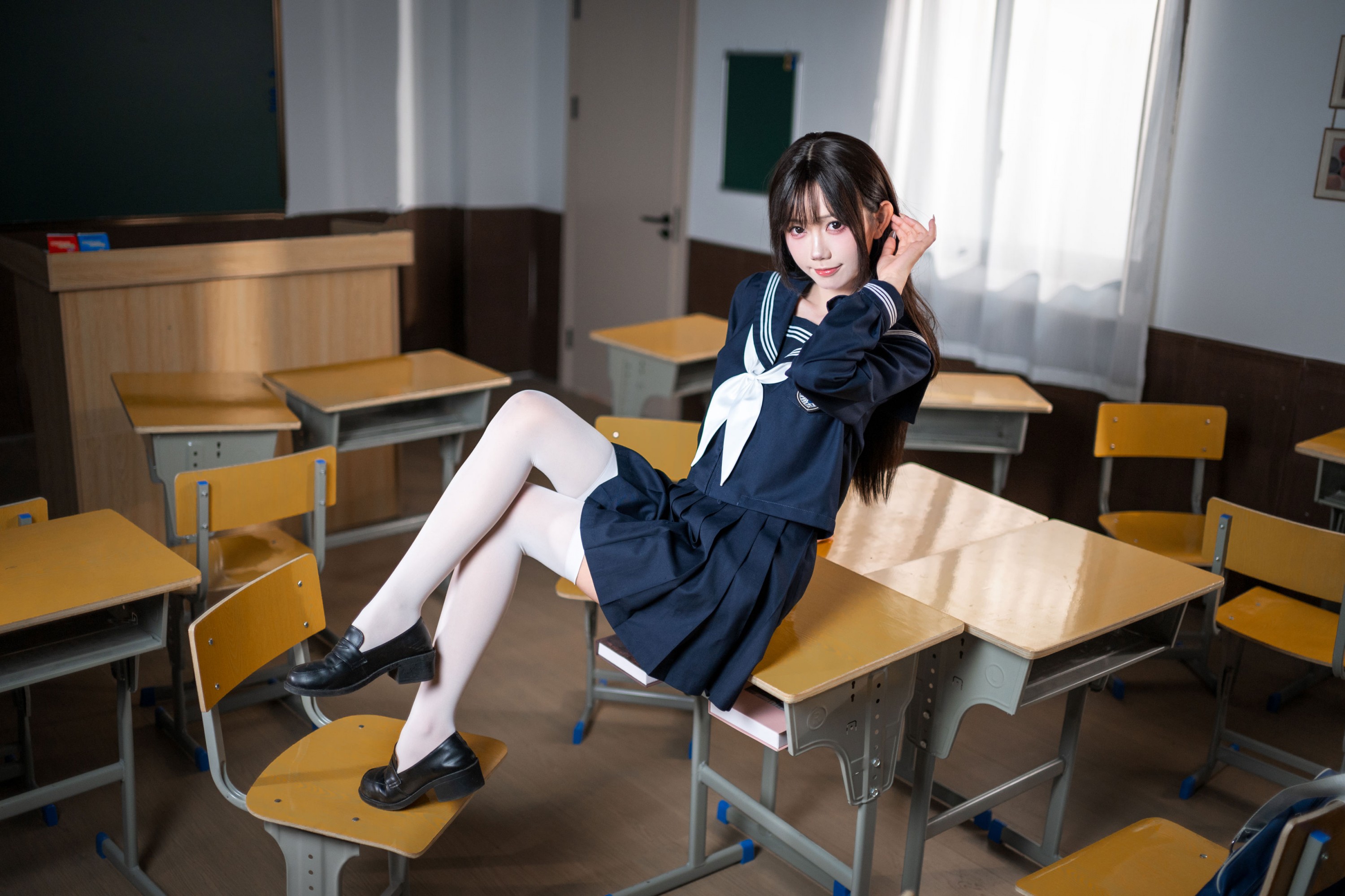 万鲨鲨 – 《JK少女》[12P]