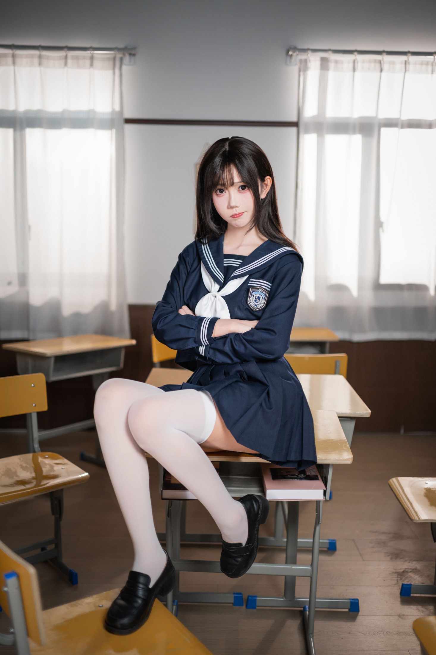 万鲨鲨 - 《JK少女》[12P]