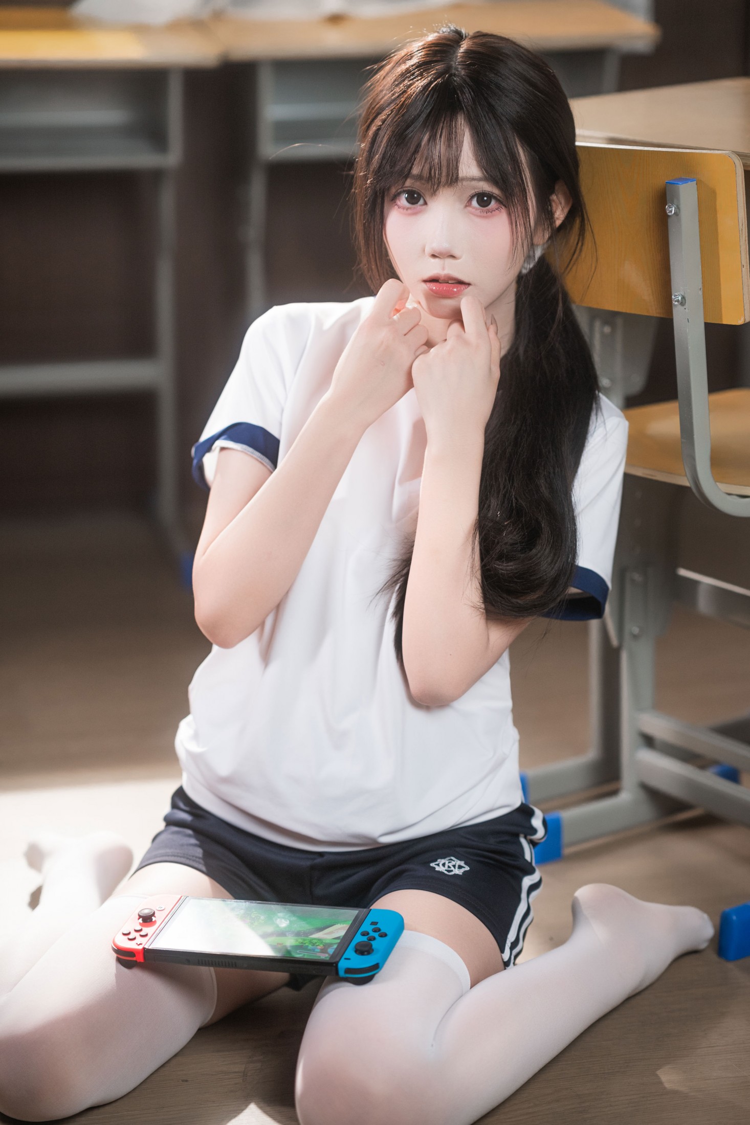 万鲨鲨 - 《体操服少女》[22P]