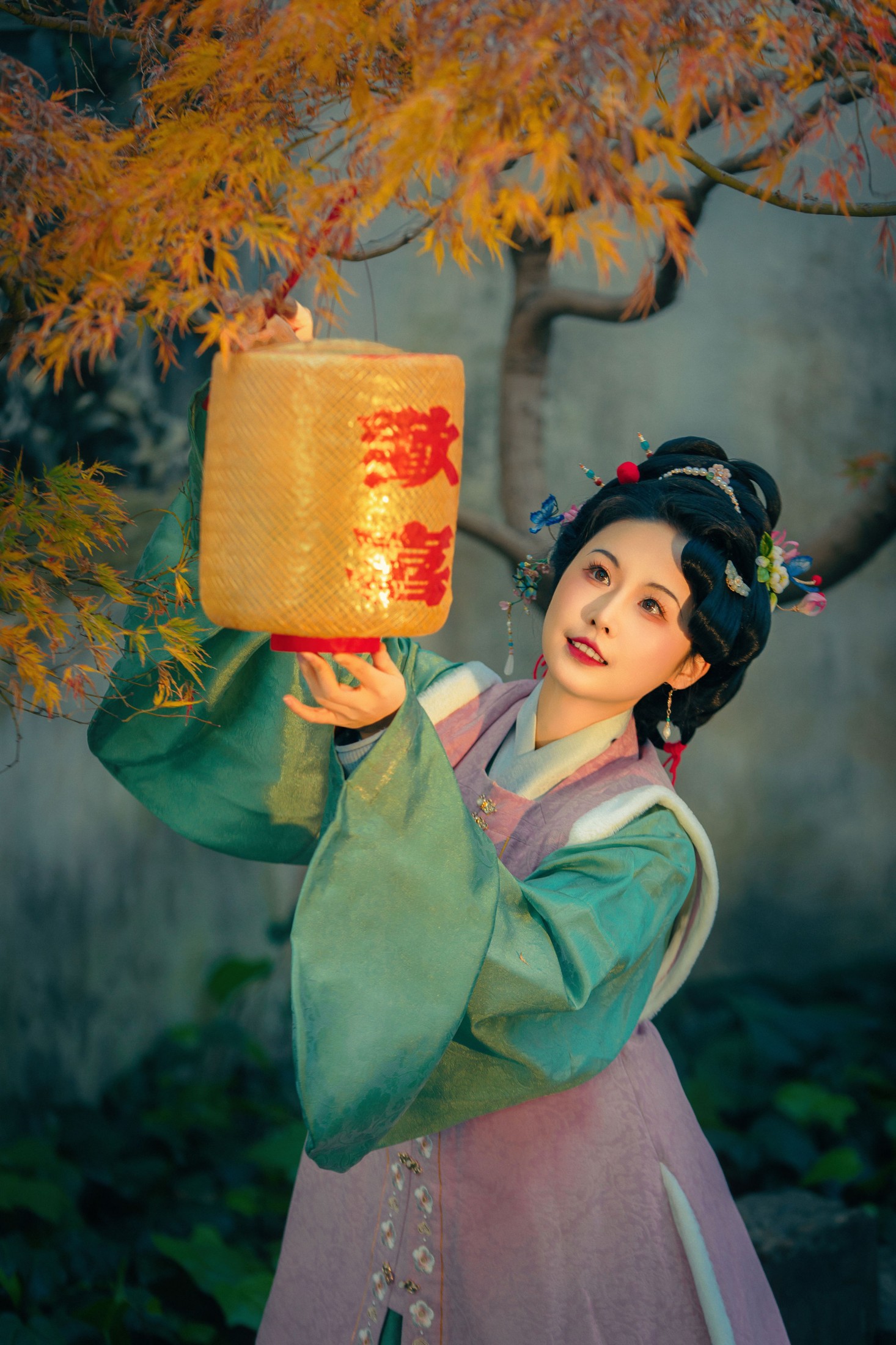 橘芙芙 - 《银杏和枫叶》[18P]