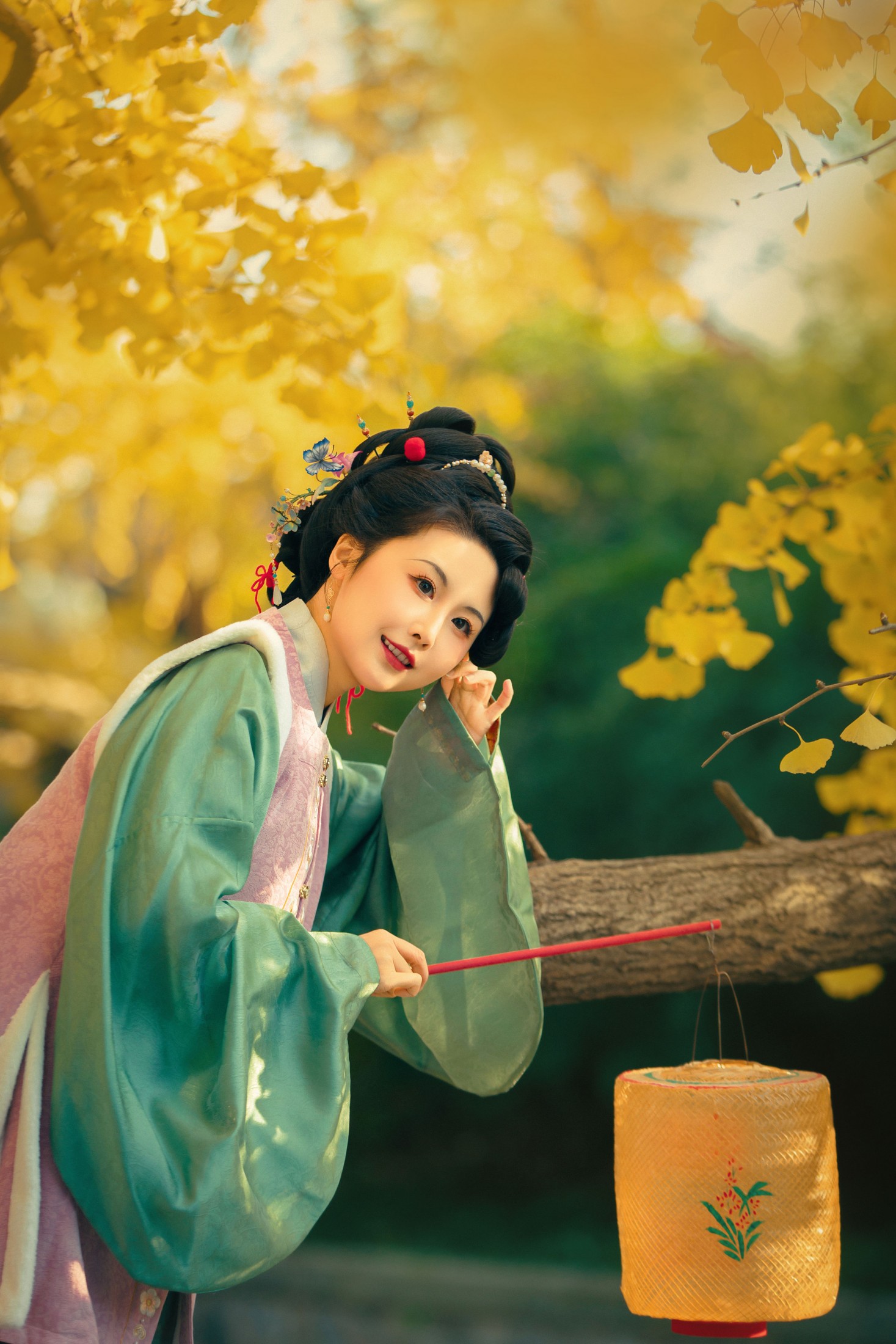 橘芙芙 – 《银杏和枫叶》[18P]