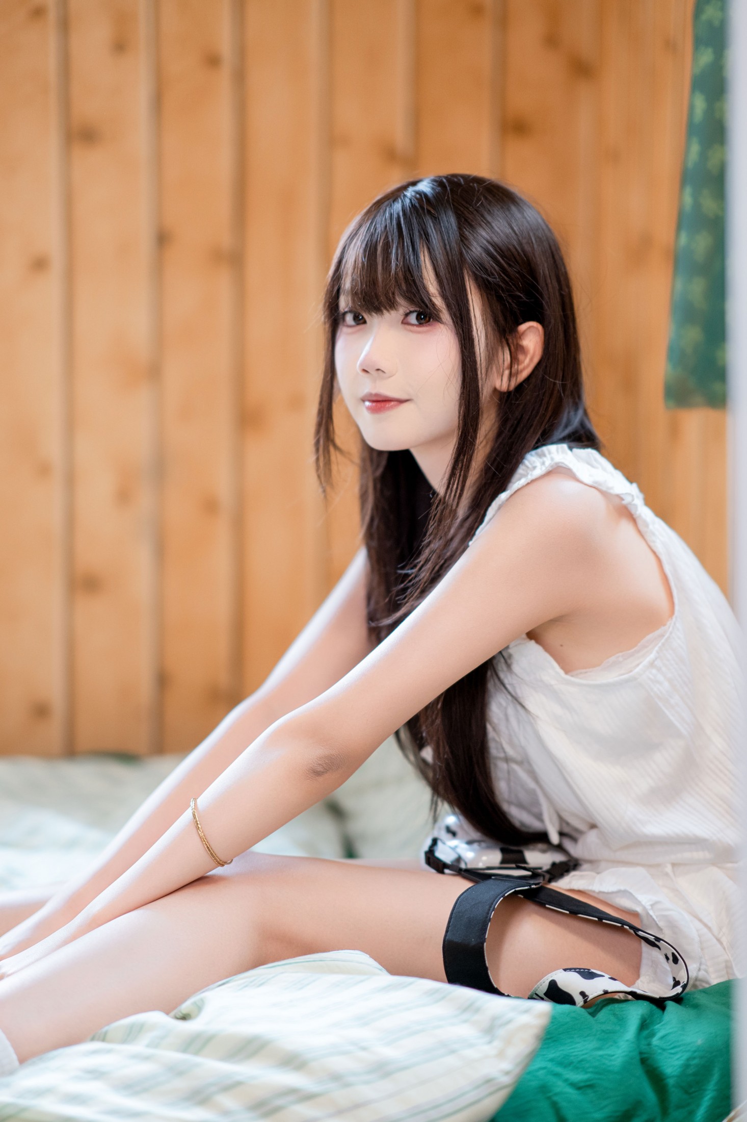 万鲨鲨 - 《居家少女》[11P]