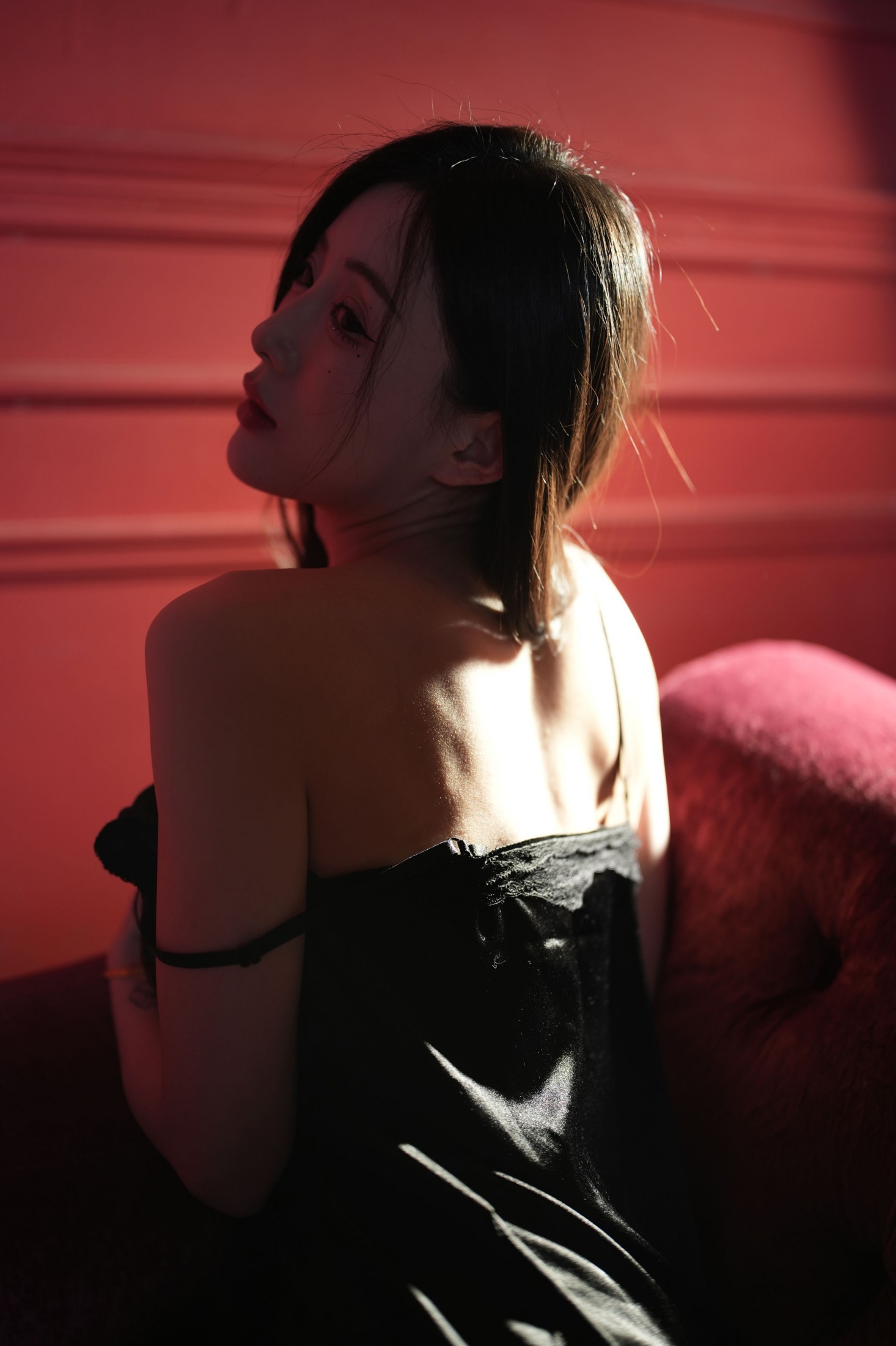 《黑色睡衣》[11P]