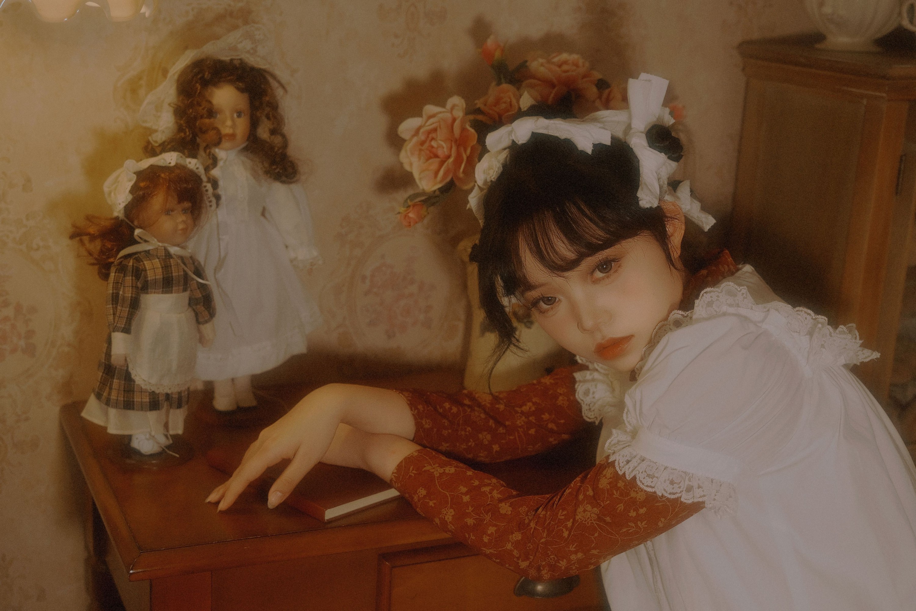 贝贝不睡觉 - 《复古小屋》[30P]