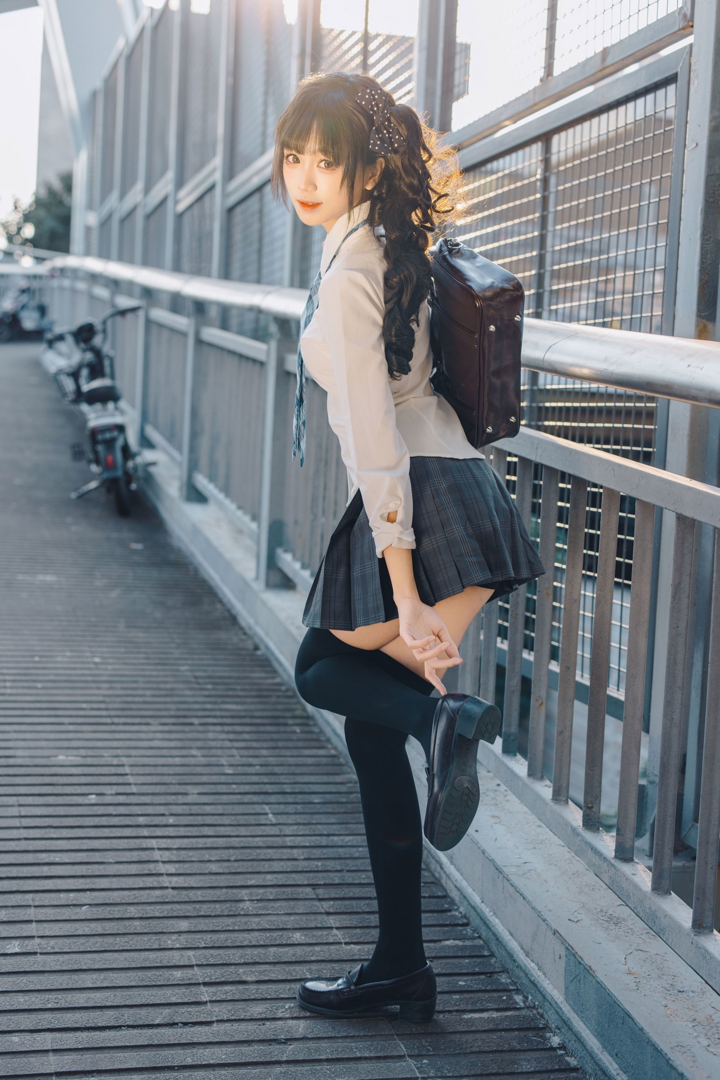 吞树莓 - 《JK永远拍不腻》[24P]