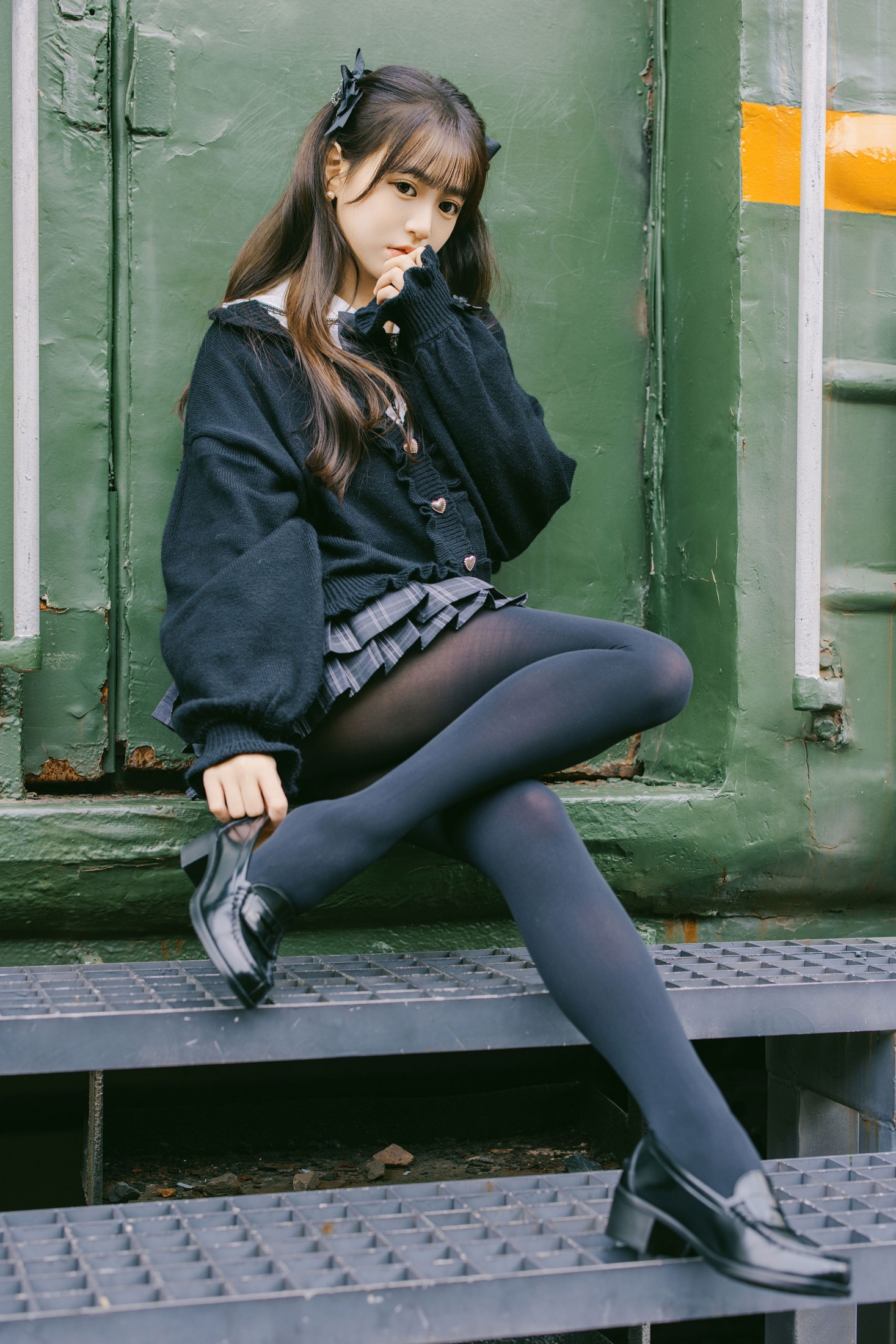 小亿 - 《漫画腿》[24P]