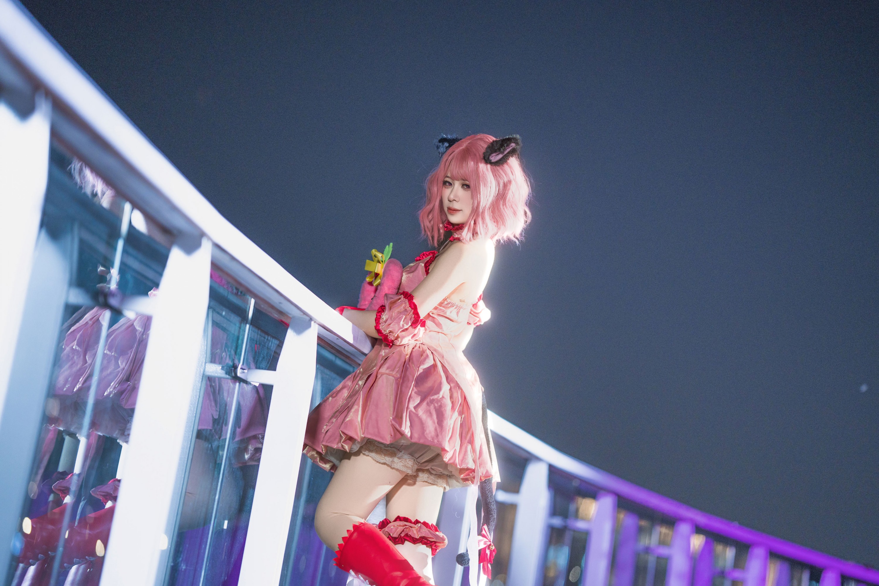 鲨鲨不在 – 《桃宫莓哇》[21P]