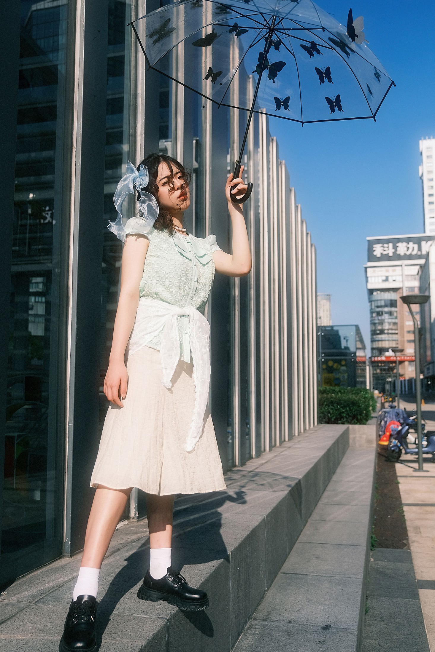 一只仟仟 - 《光》[24P]