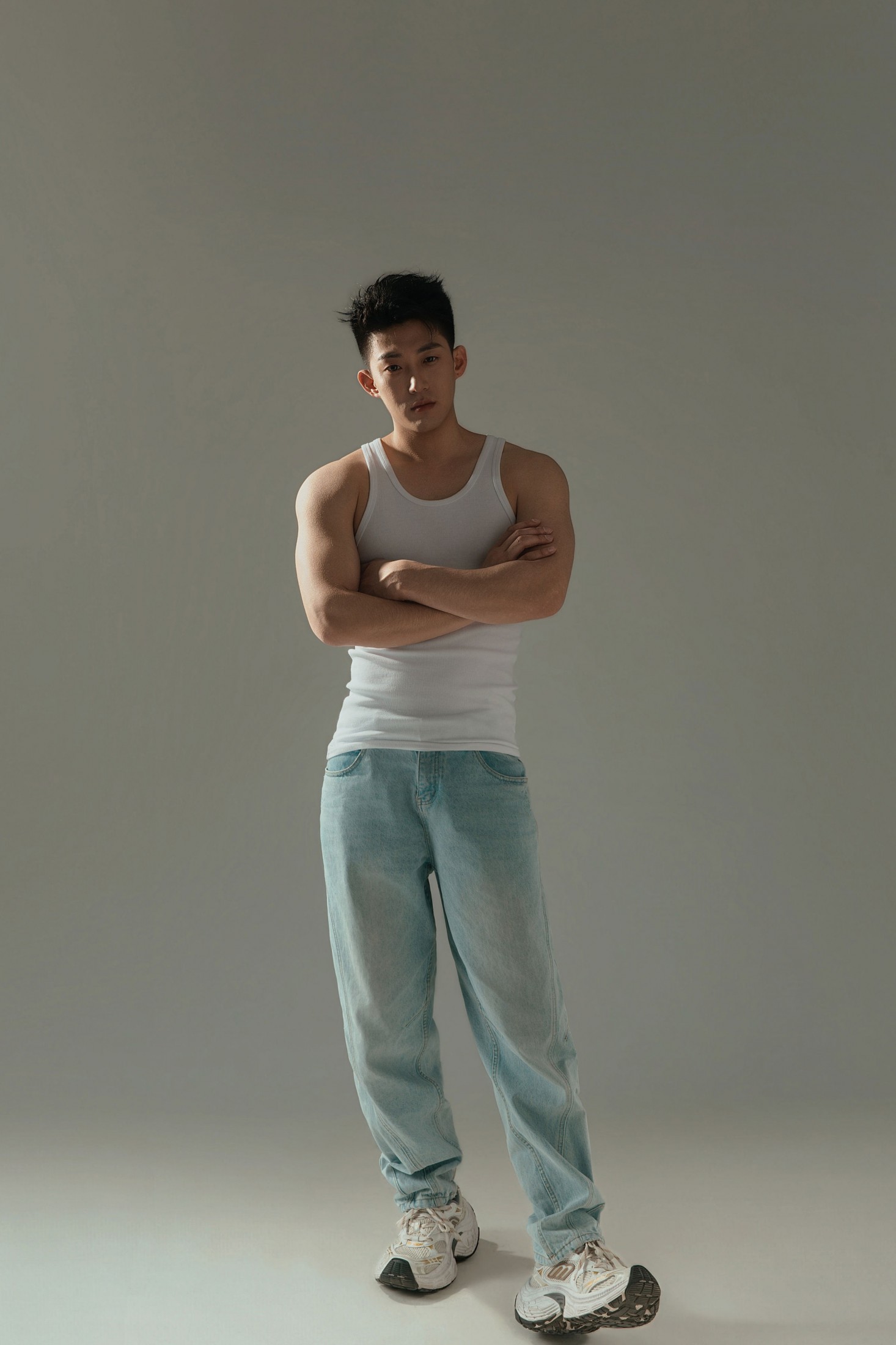 龙筱 - 《光影身材照》[13P]