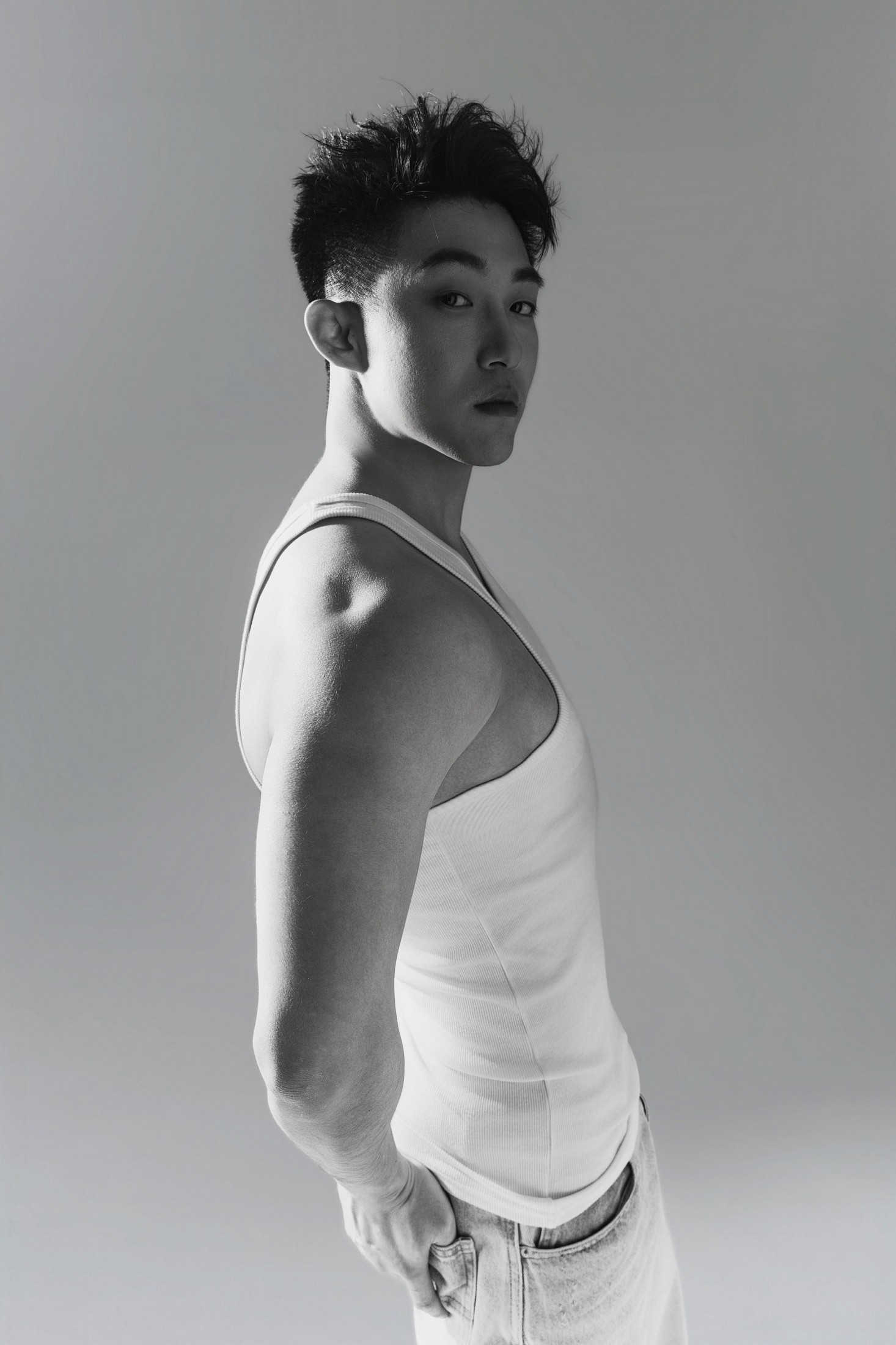 龙筱 - 《光影身材照》[13P]