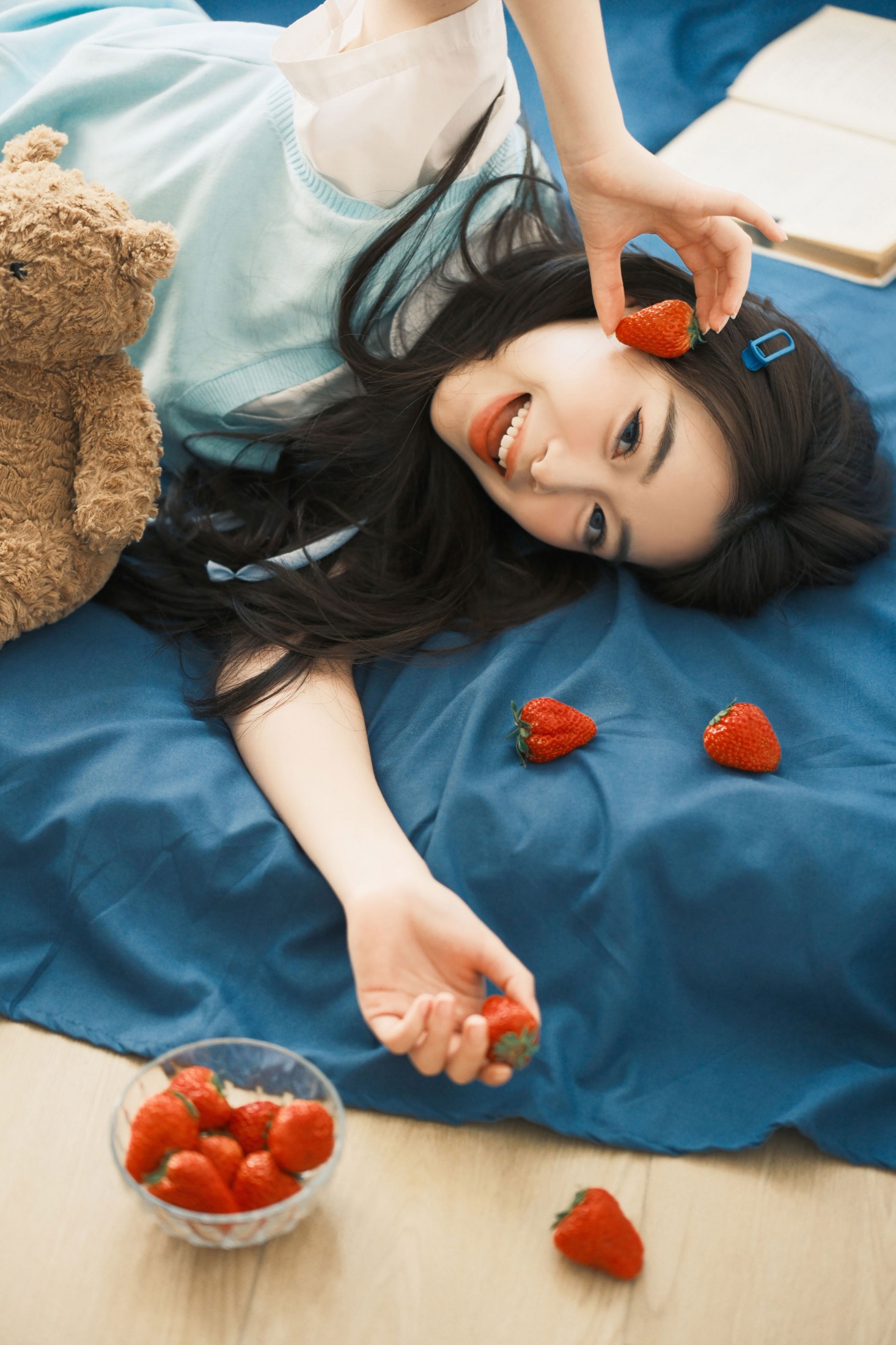 快乐的宝贝 - 《JK小草莓》[9P]