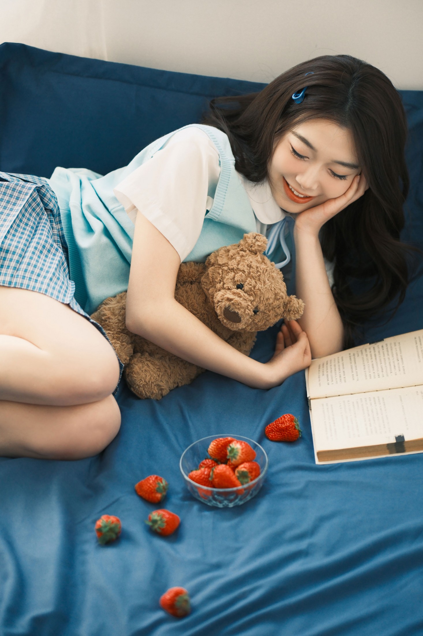 快乐的宝贝 - 《JK小草莓》[9P]