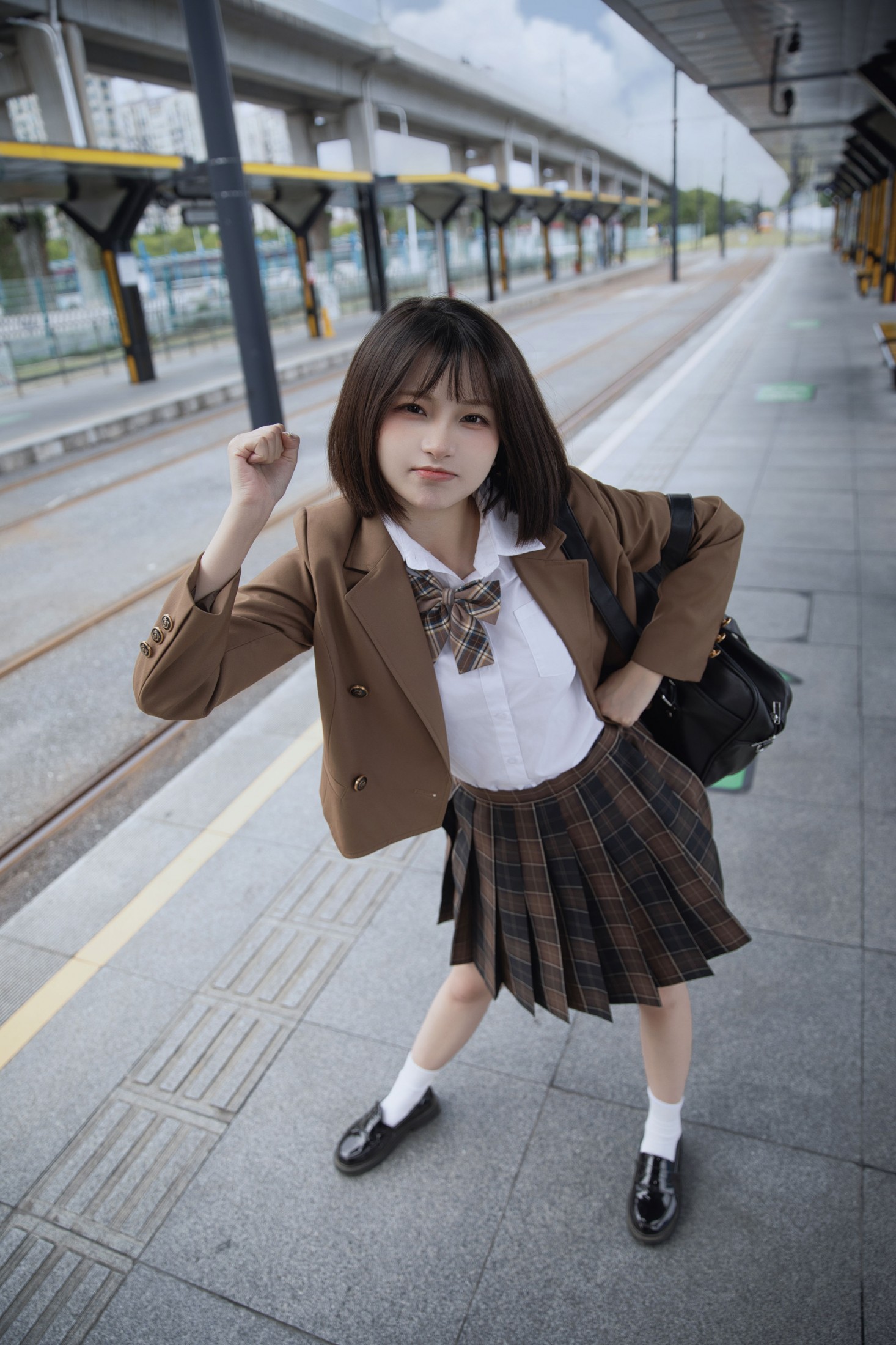 小汤圆圆 - 《车站》[15P]