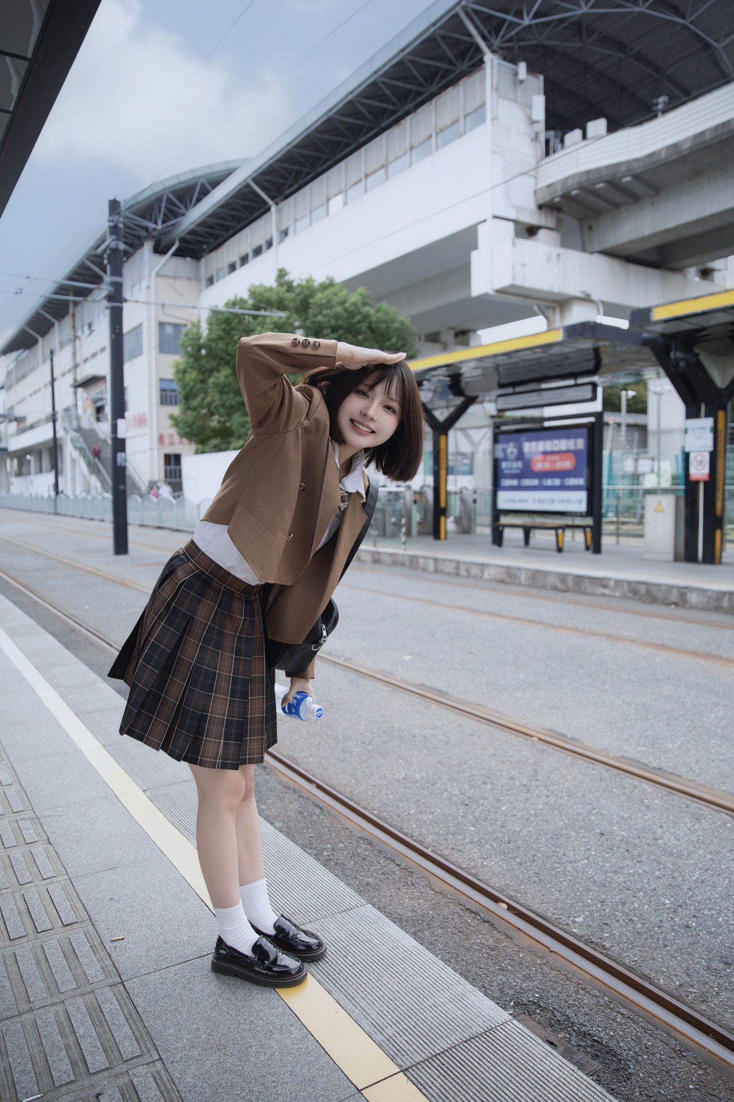 小汤圆圆 - 《车站》[15P]