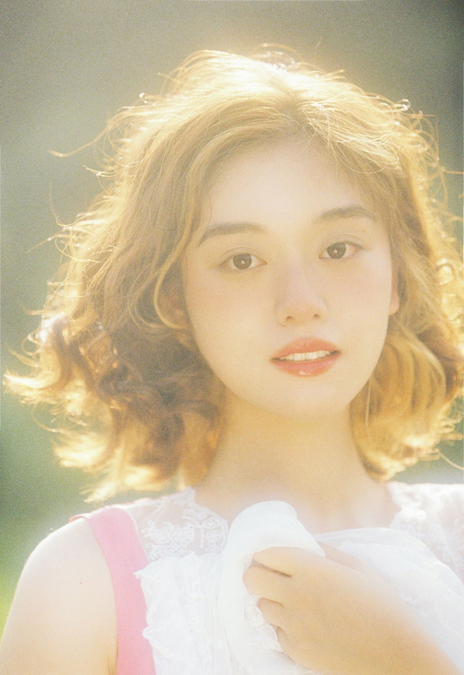 鑫鑫 - 《纯欲少女》[19P]