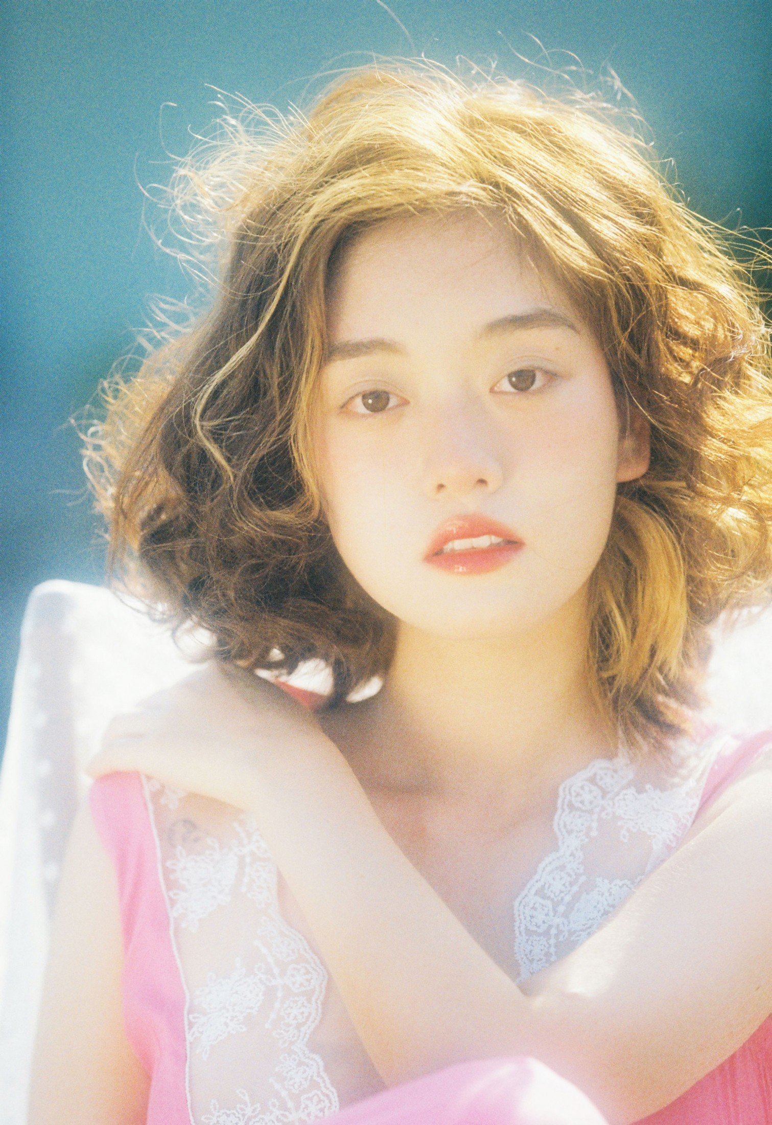 鑫鑫 - 《纯欲少女》[19P]