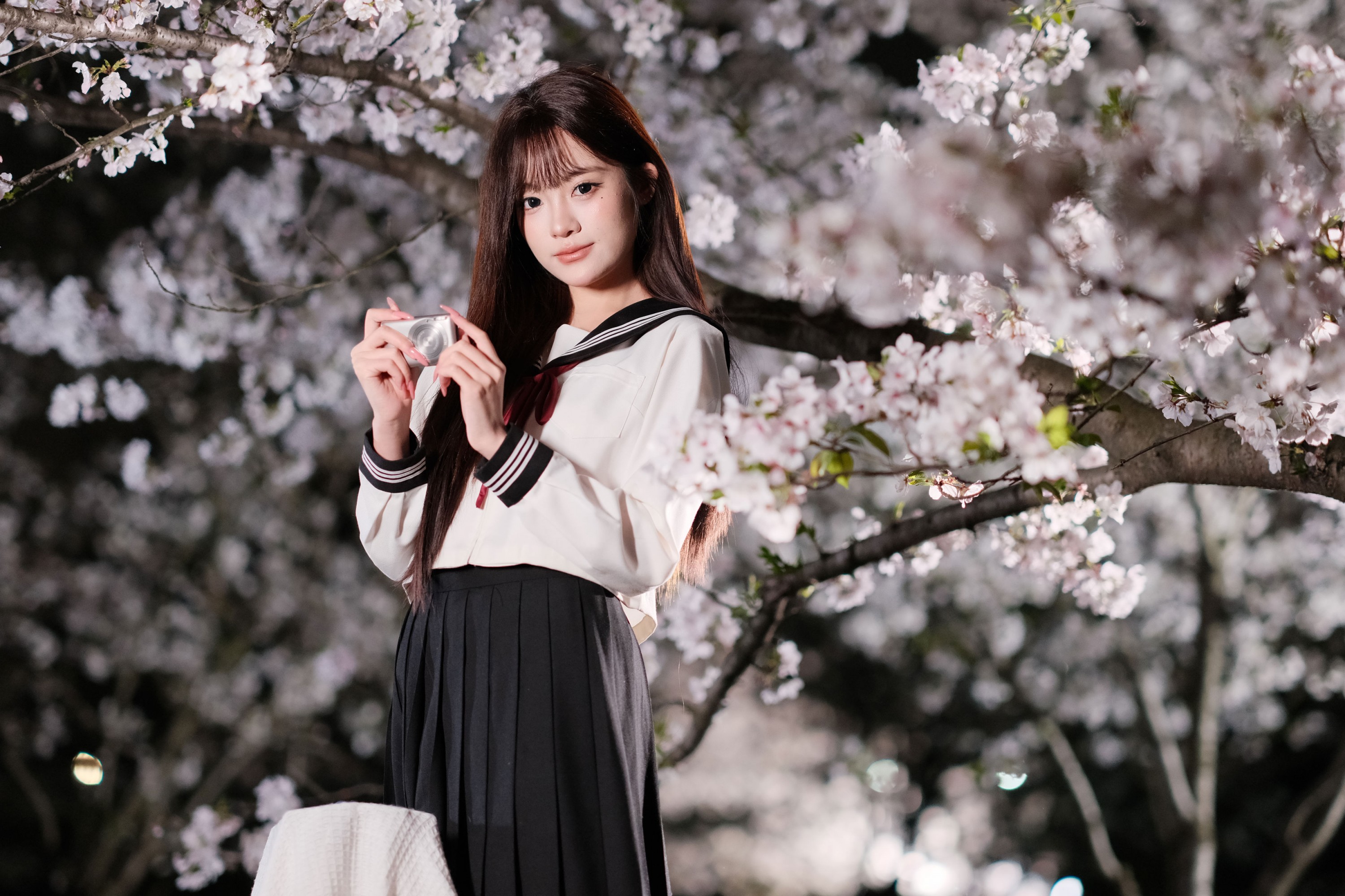 纯纯 - 《夜樱人像 富士中画幅直出》[25P]