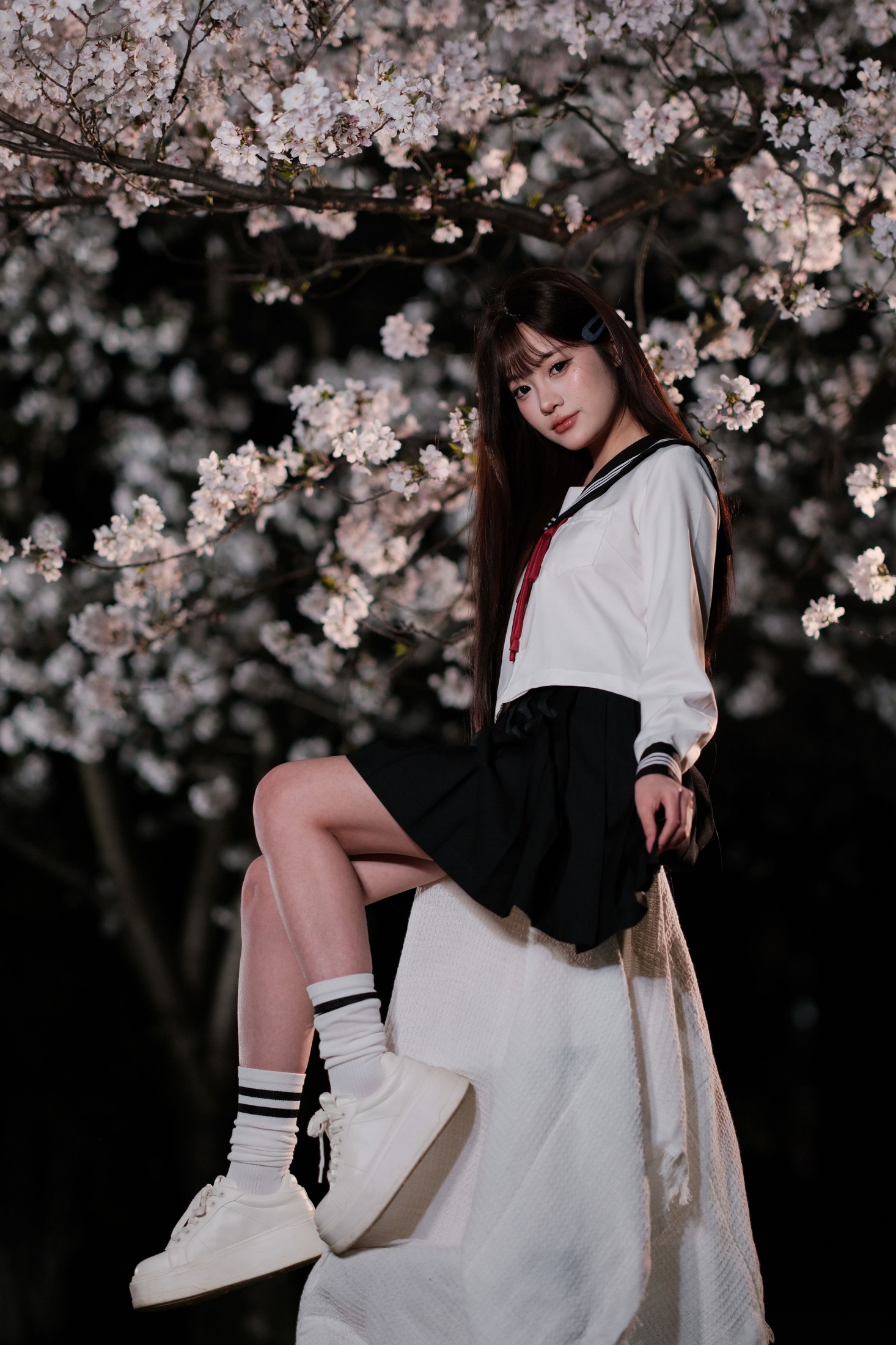 纯纯 - 《夜樱人像 富士中画幅直出》[25P]