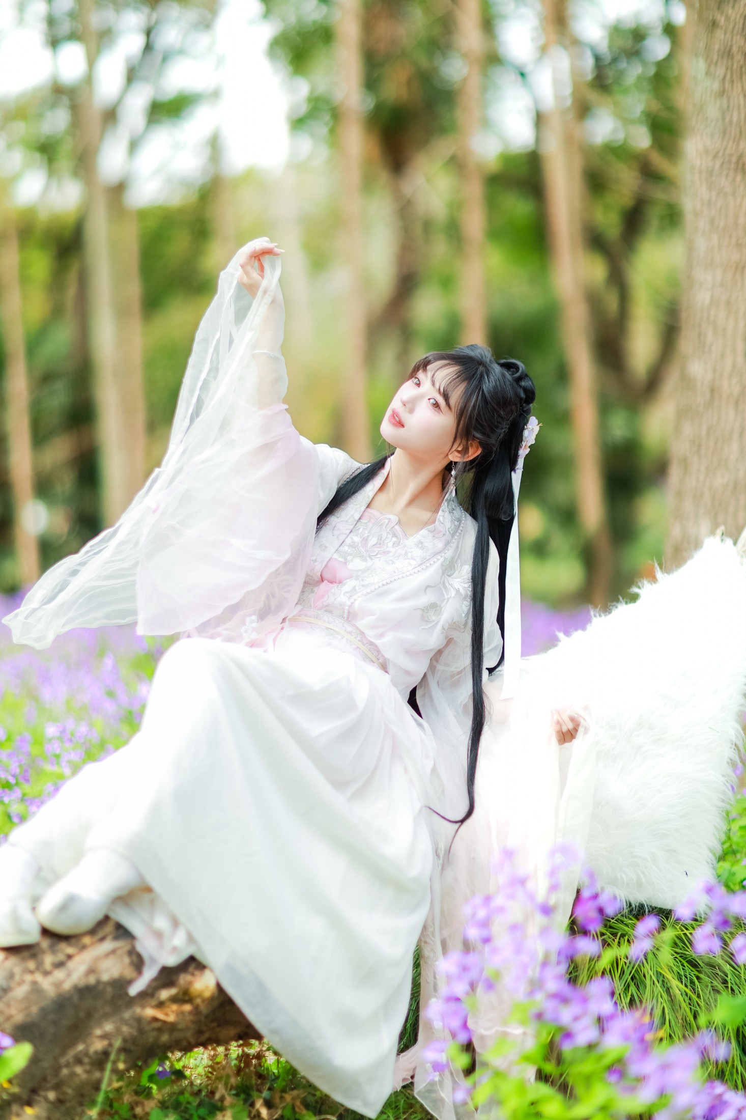 《二月兰️白汉服丨坠入紫色雾境的国风仙女》[67P]