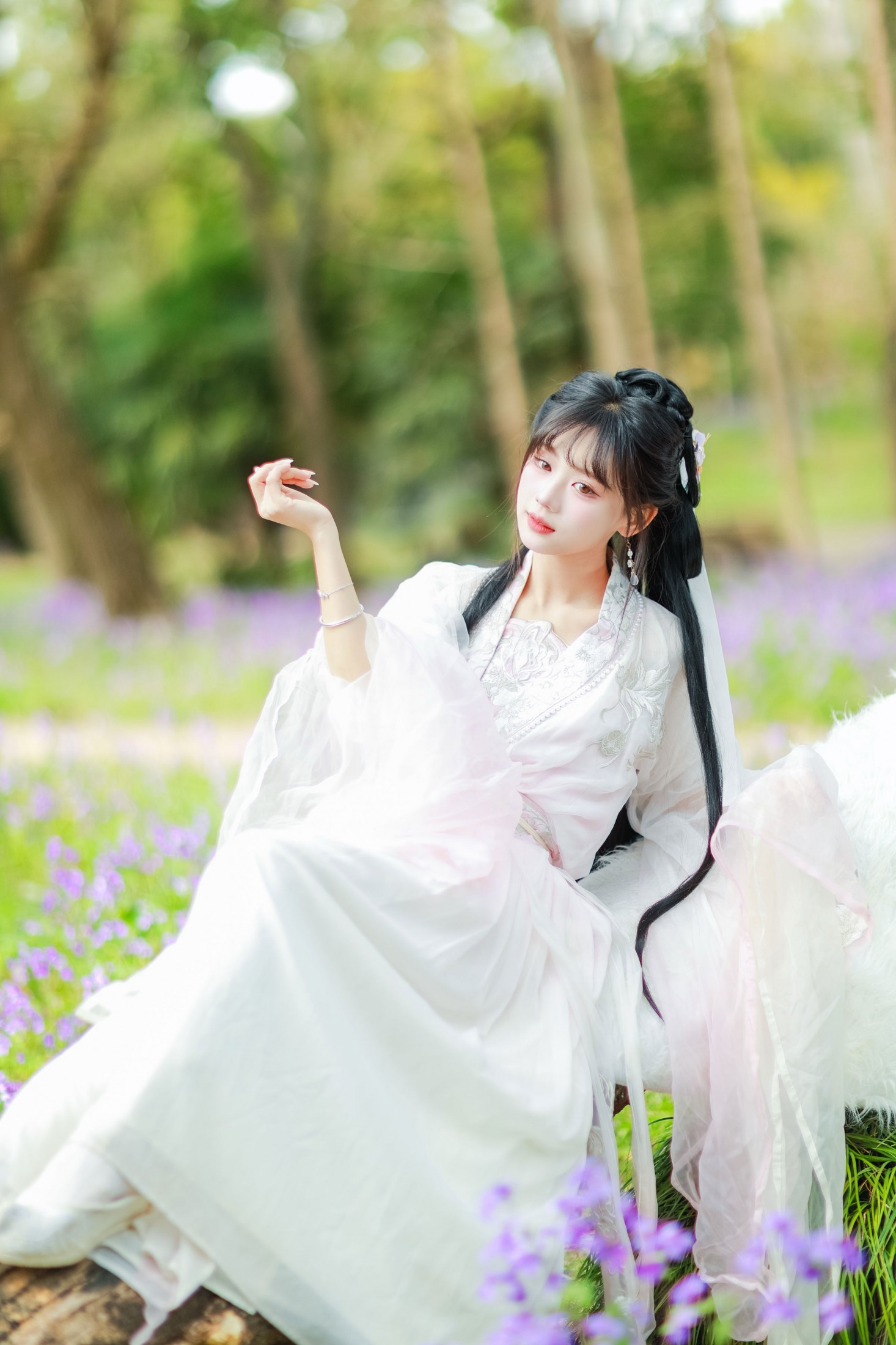 《二月兰️白汉服丨坠入紫色雾境的国风仙女》[67P]