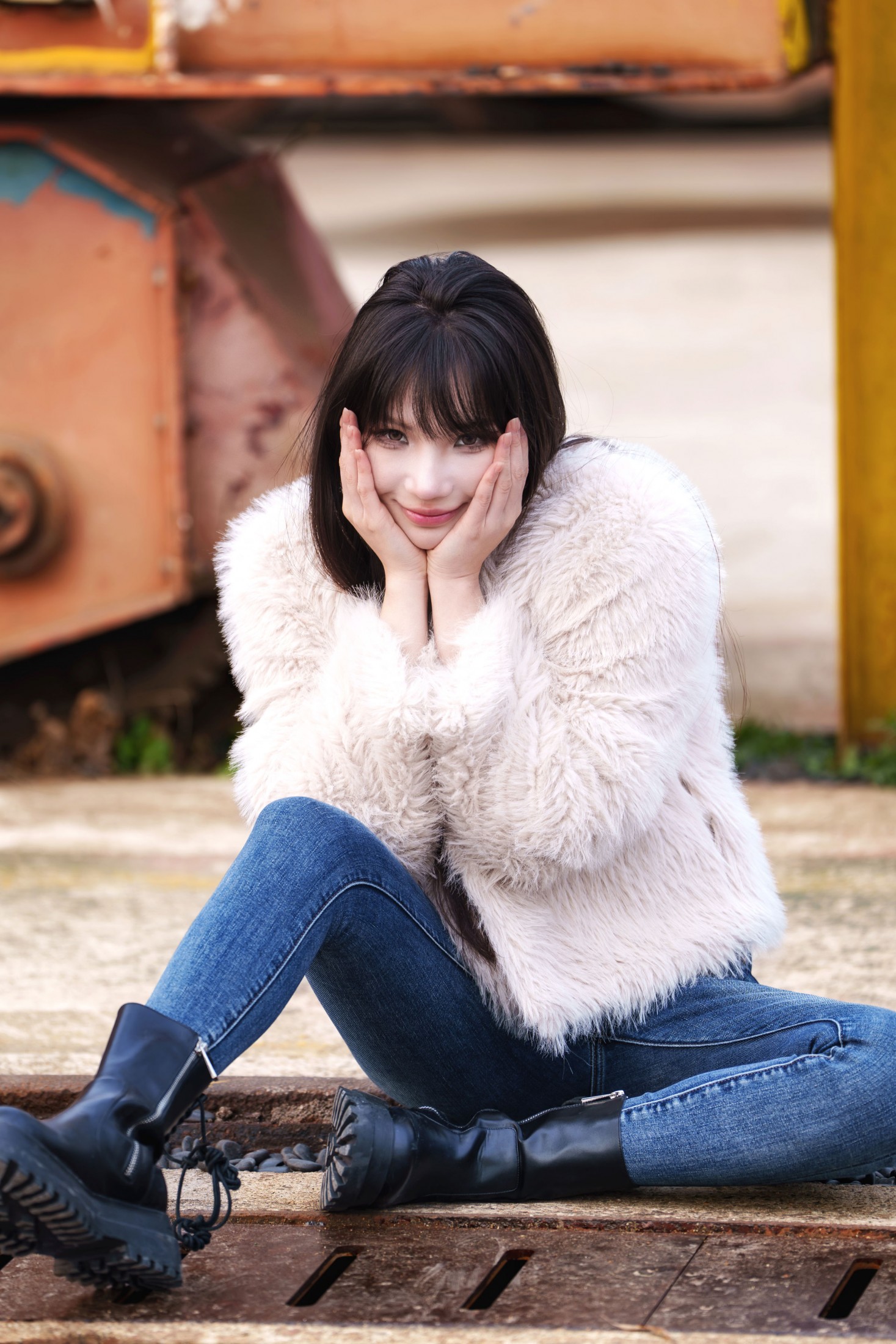 Krissy - 《工业风美女》[21P]