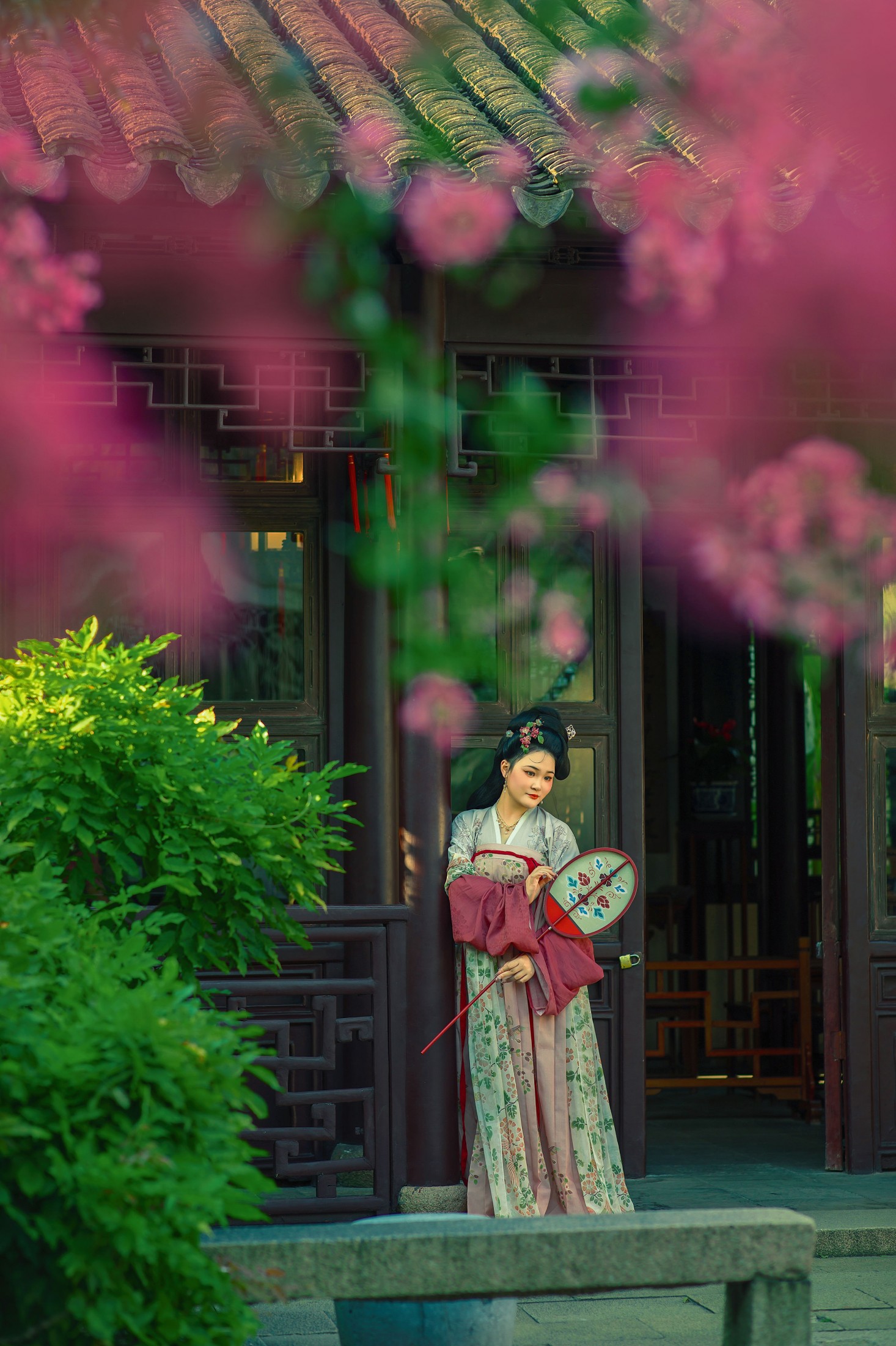 《网师园的紫藤》[16P]