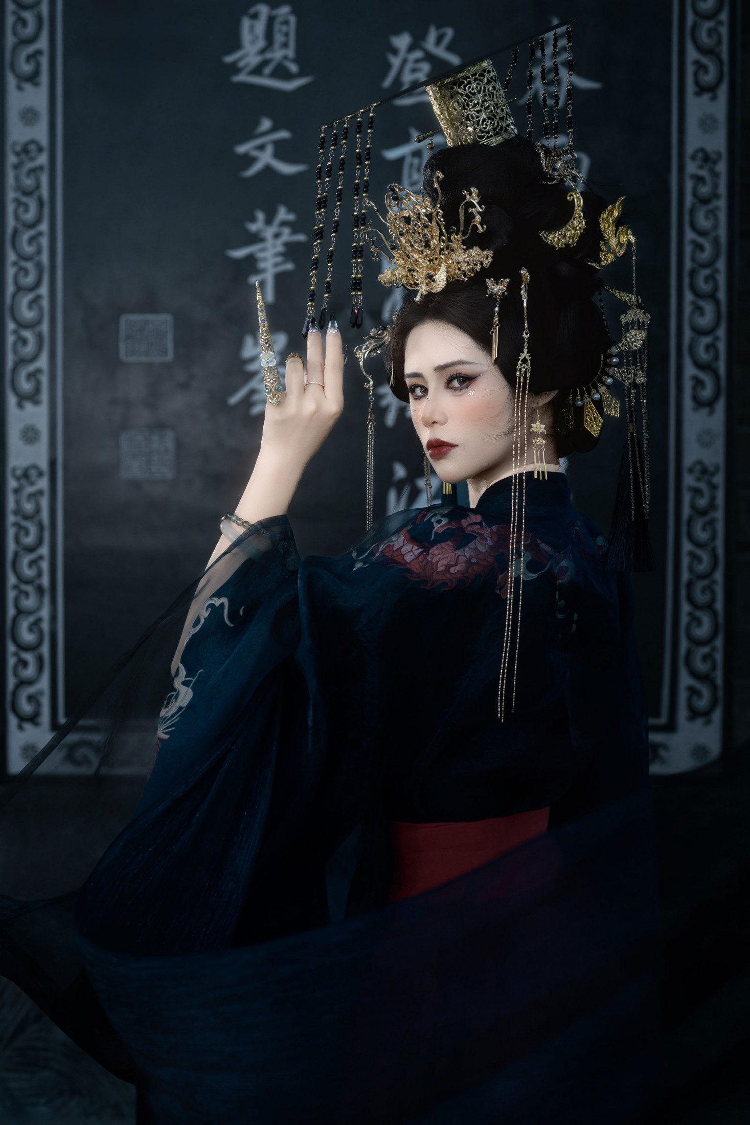 是倩雯啊 - 《执剑临天下，凤唳九霄》[18P]