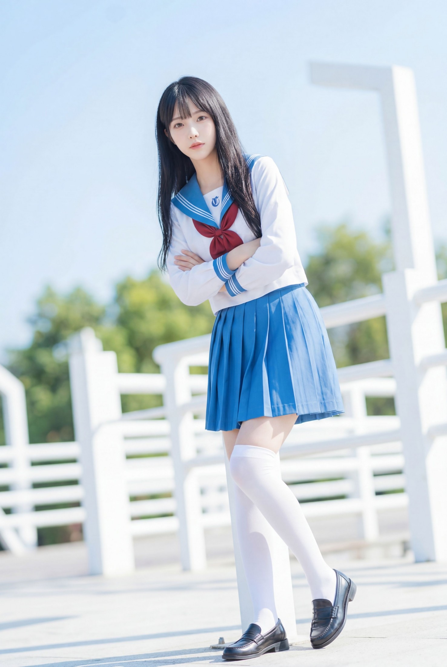 《春日一抹蓝》[18P]