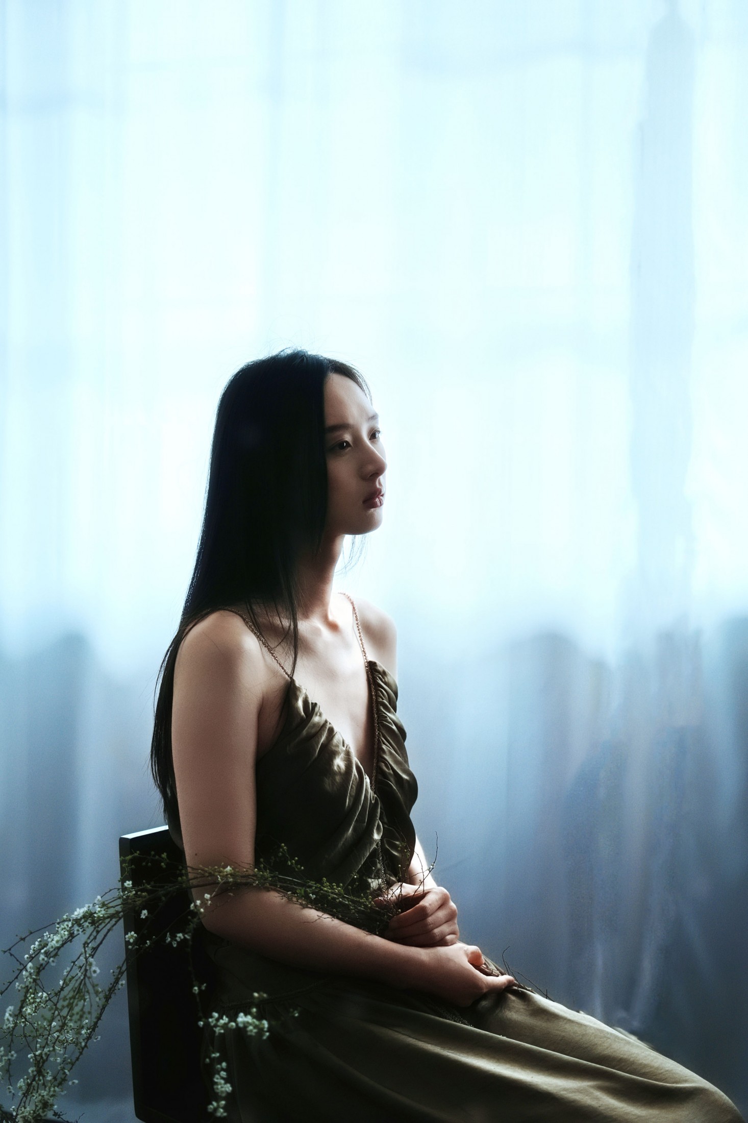 方休。 - 《暗调雪柳情绪大片｜于暗处生长》[9P]