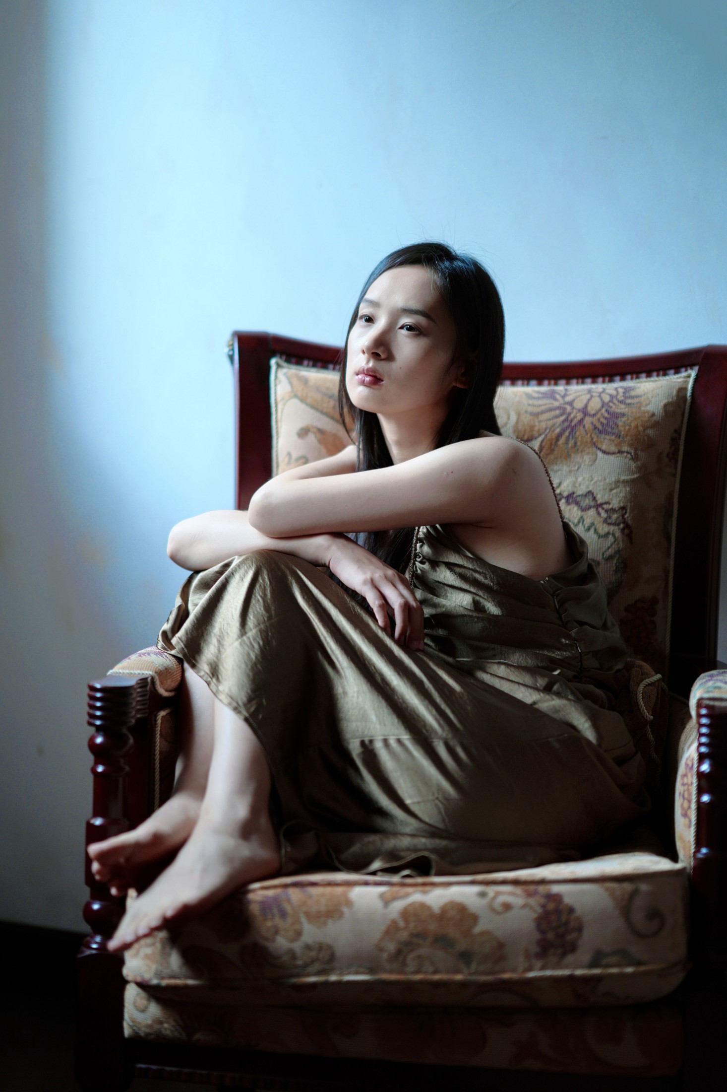 方休。 - 《暗调雪柳情绪大片｜于暗处生长》[9P]