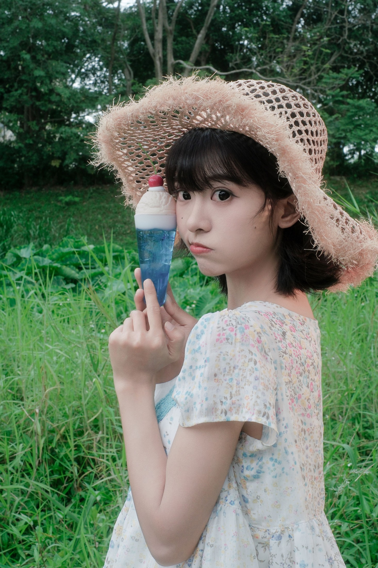 暗中讨饭 - 《夏日的浪漫，藏在漫野的绿意里》[36P]