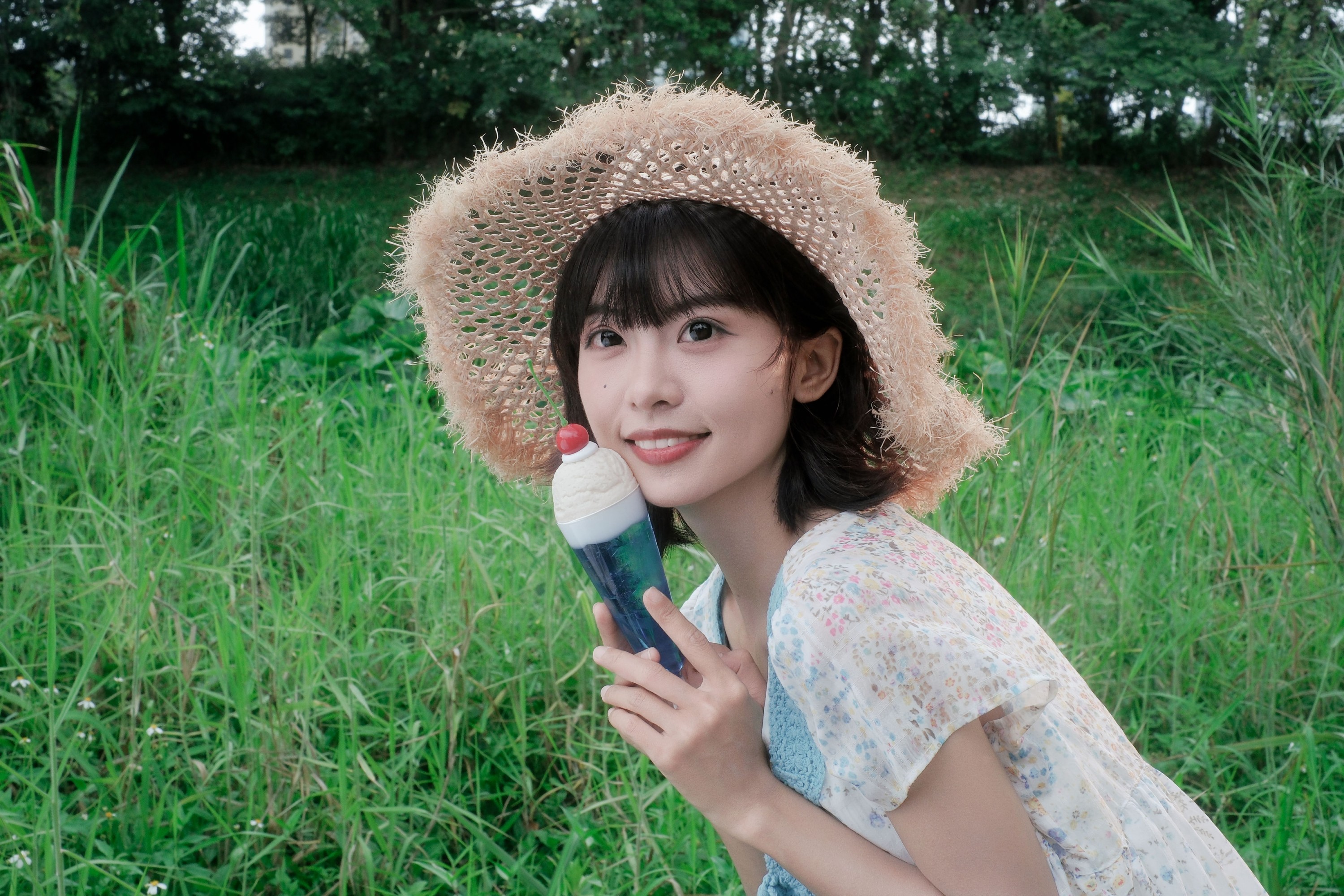 暗中讨饭 - 《夏日的浪漫，藏在漫野的绿意里》[36P]