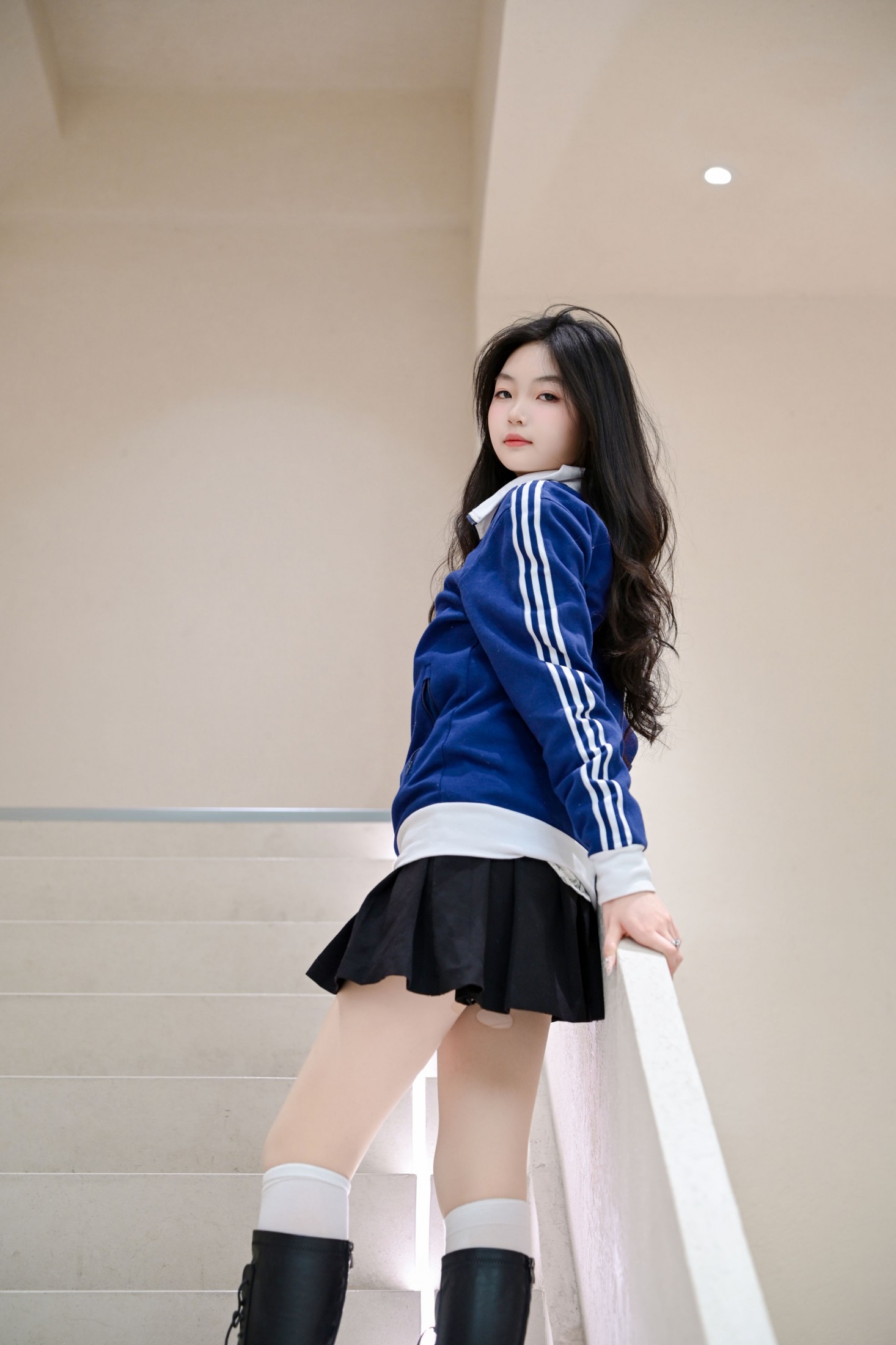 《你通红的脸是因为寒冷吗》[11P]