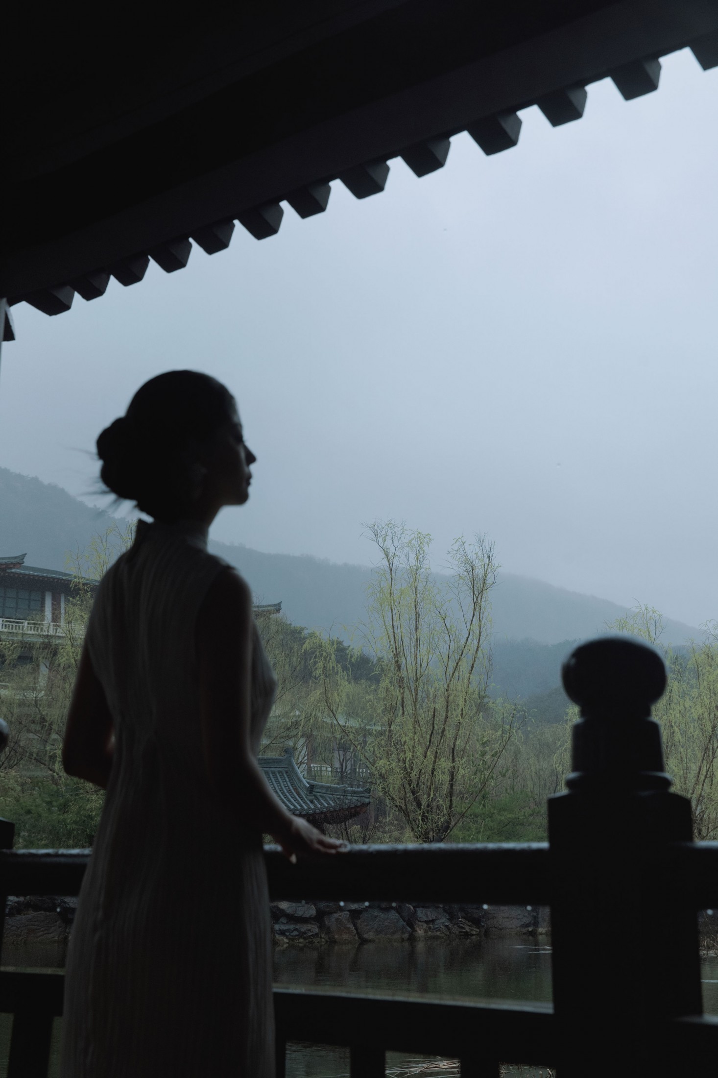 涵 - 《雨天游园》[36P]